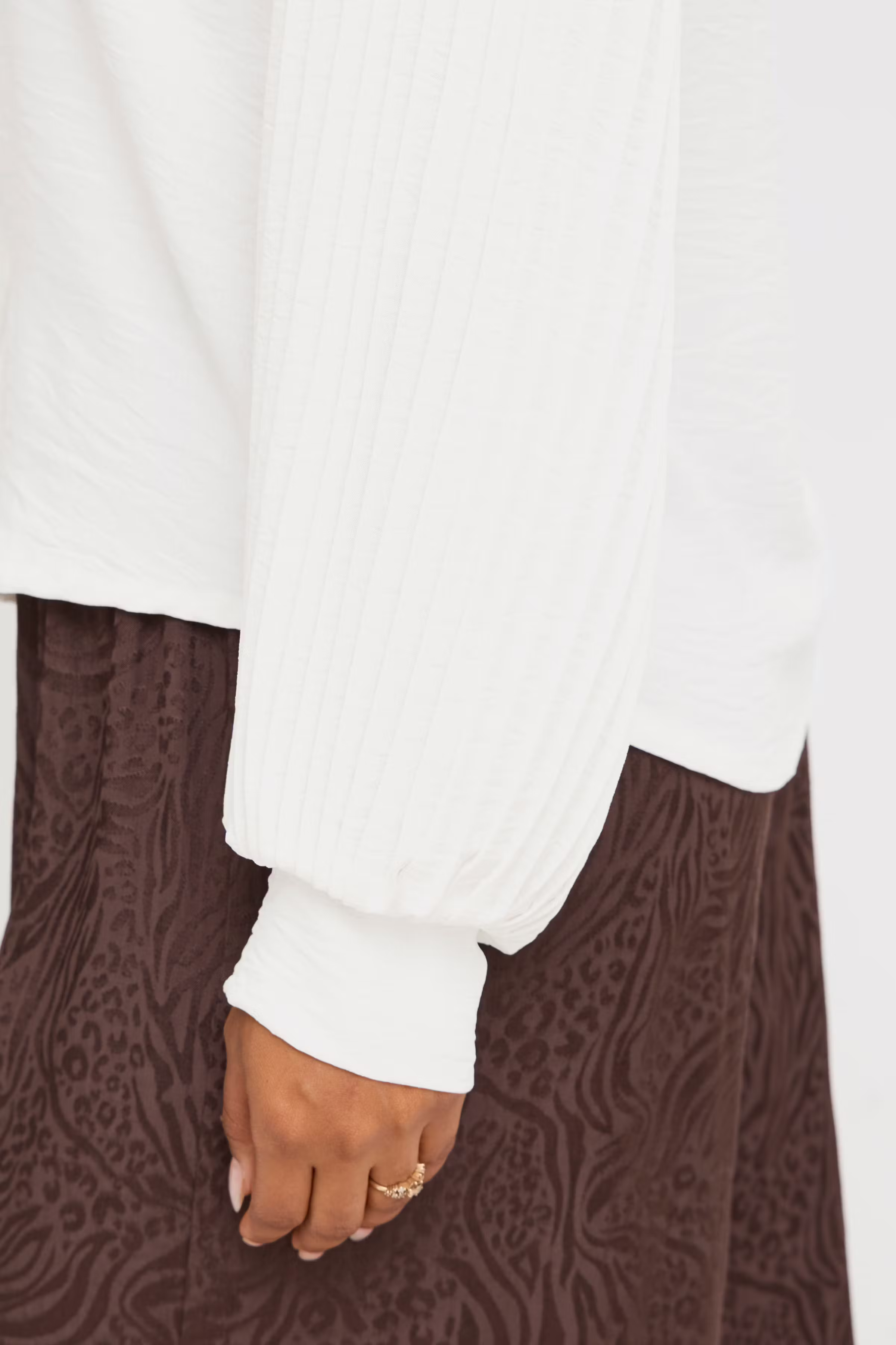 SBBELMO Bluse LOOKBOOK DETAIL 22100816-110105