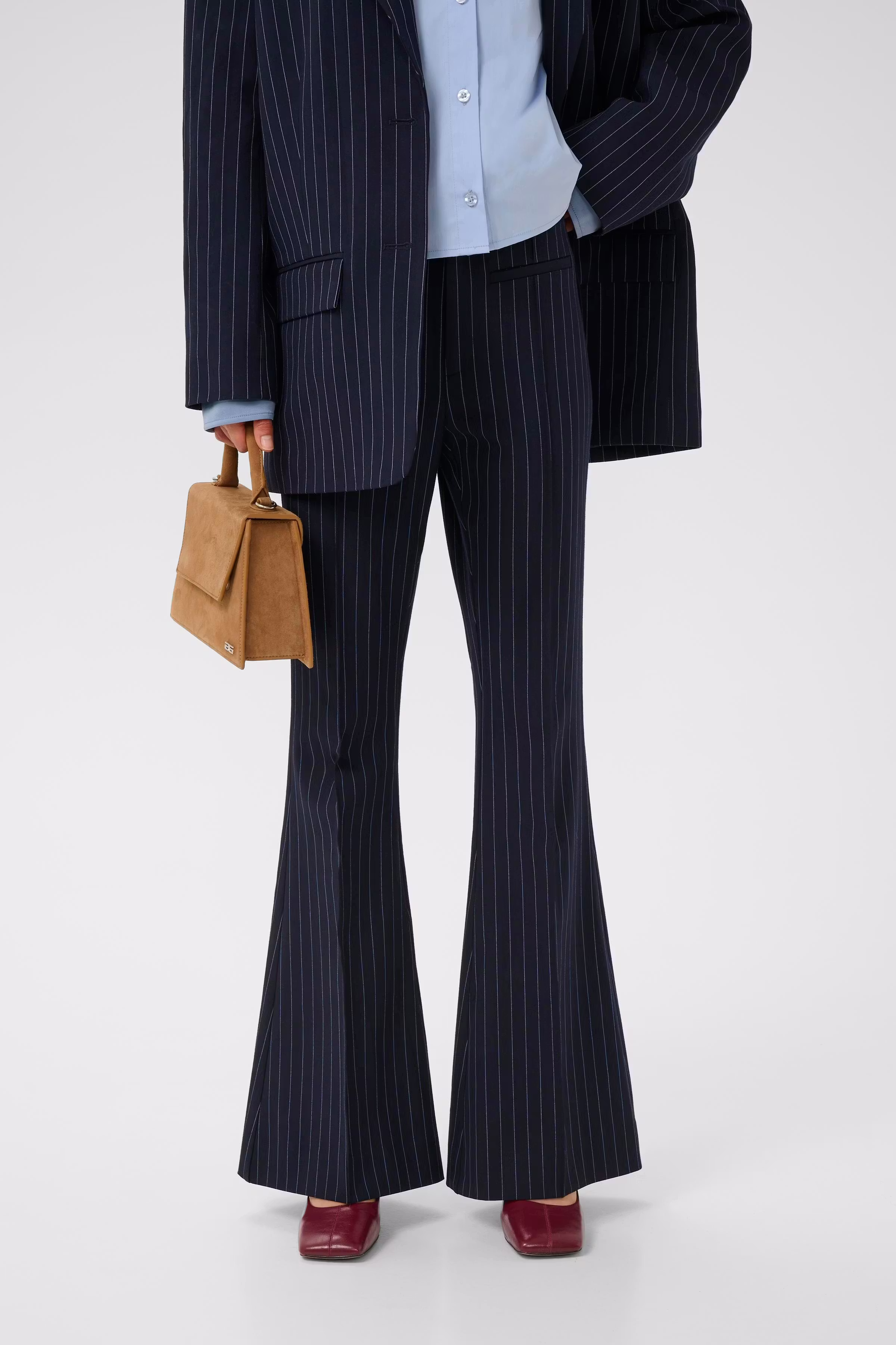 GZnaviana Hose LOOKBOOK FRONT 10910998-108983