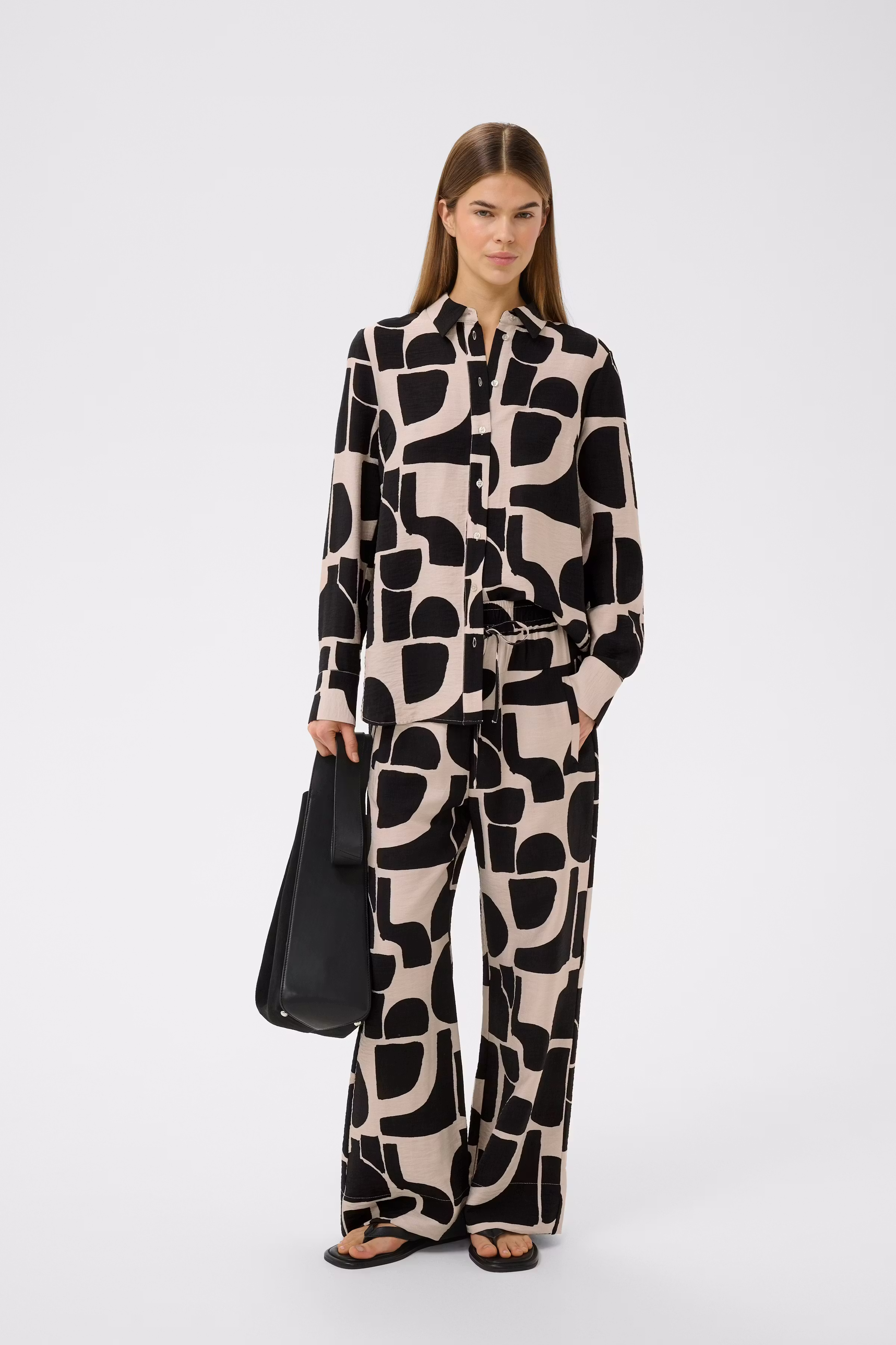 LYNNIW Broek LOOKBOOK DETAIL 30112764-900008093