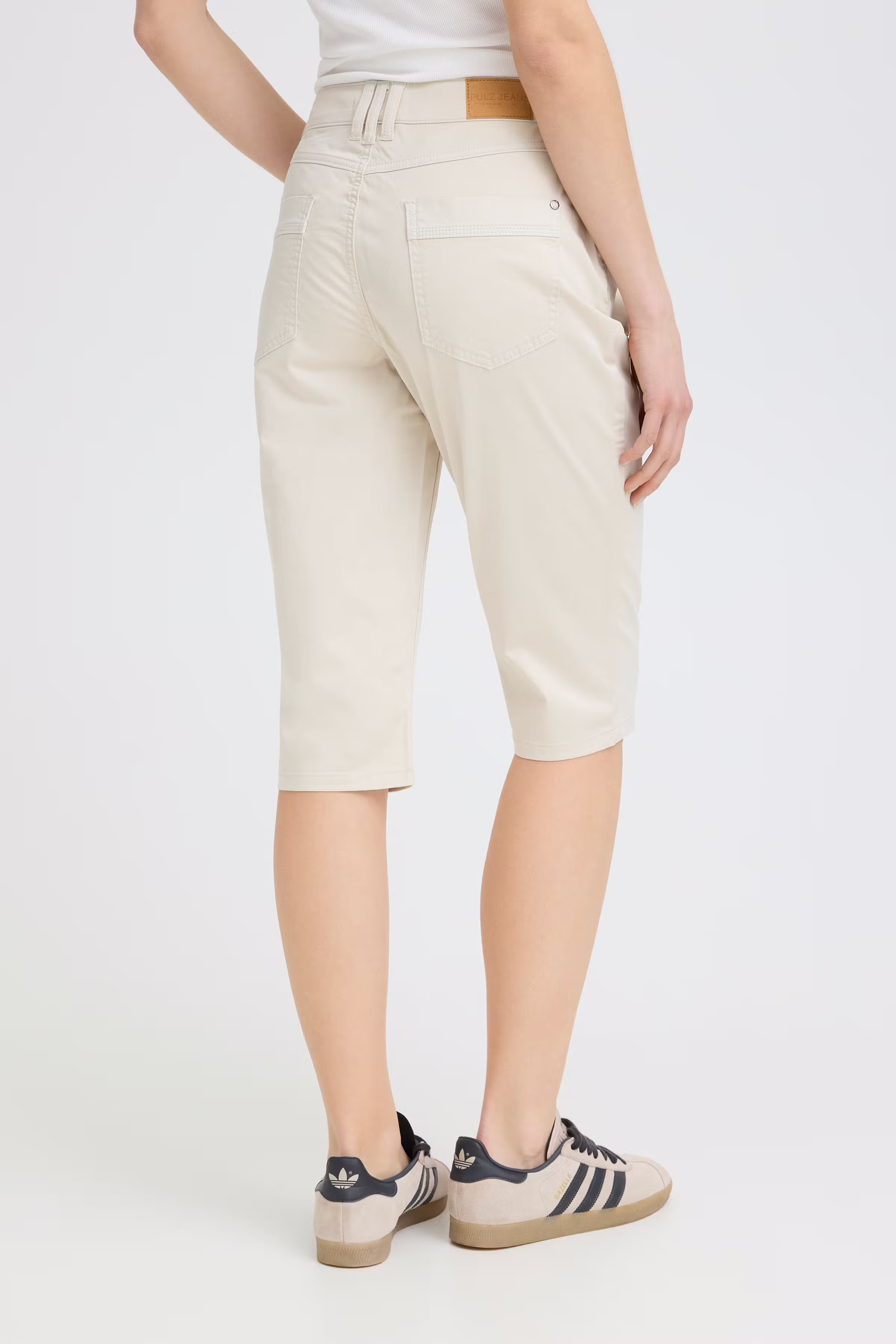 PZEVELYN Bukser LOOKBOOK BACK 50210424-130905