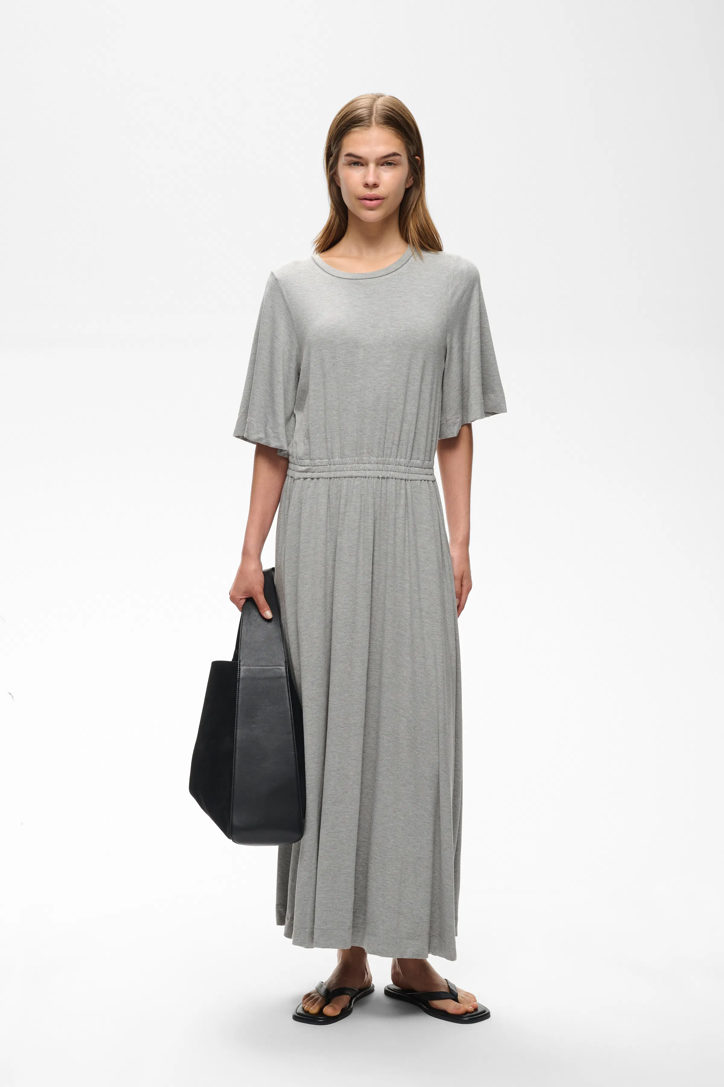 TalishaIW Klänning LOOKBOOK FRONT 30111320-1813041