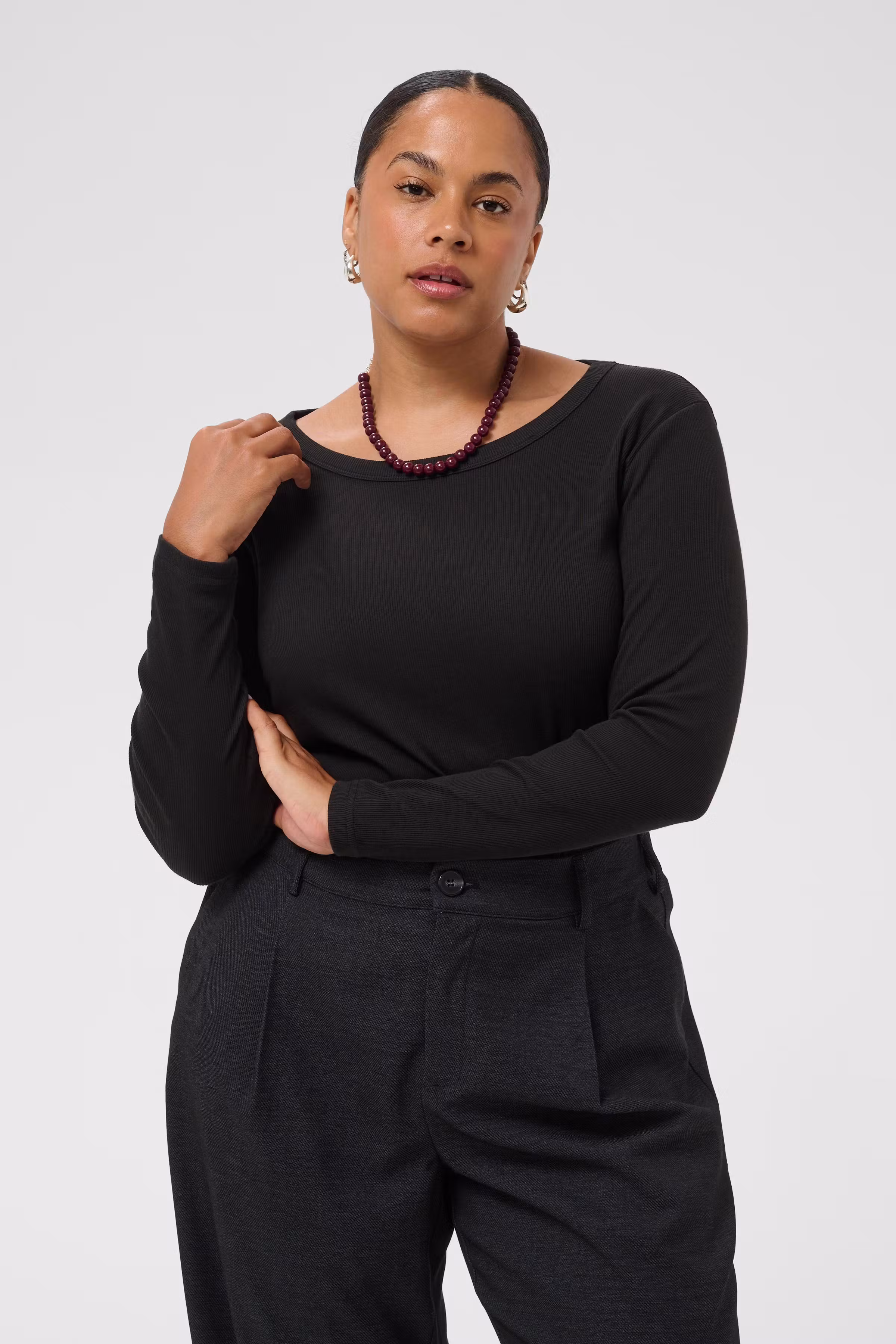 KCcarina T-shirt LOOKBOOK FRONT 10584385-100121
