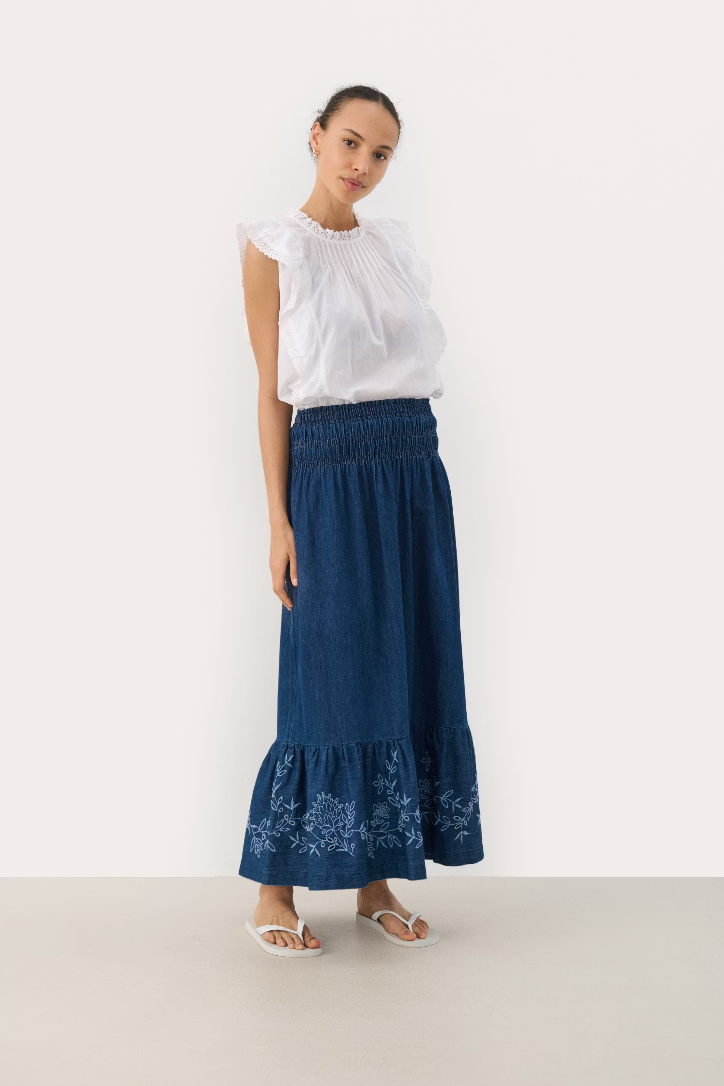 ThamaraPW Skjørt LOOKBOOK FRONT 30309809-303982