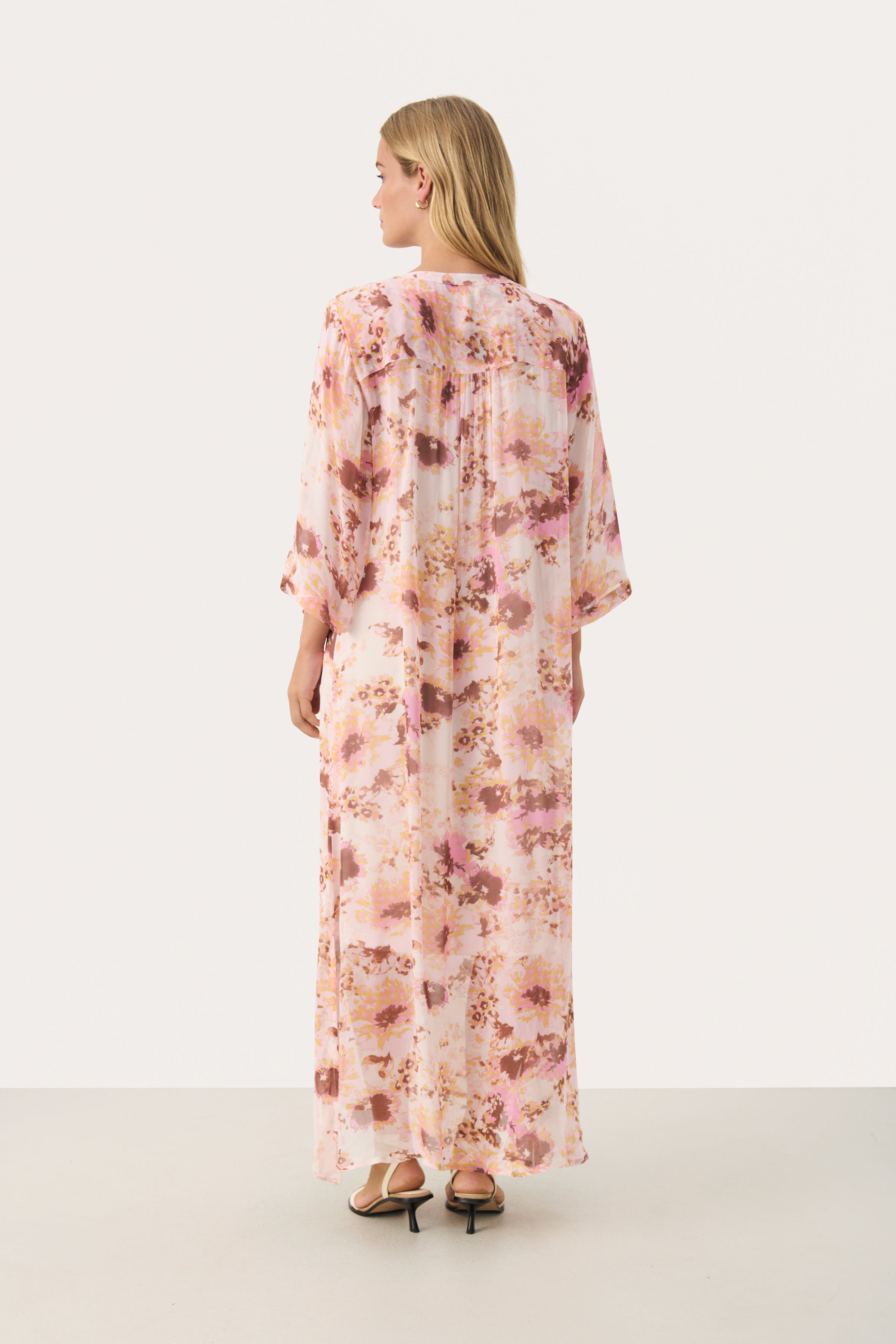 BeritPW Dress LOOKBOOK BACK 30307831-303767