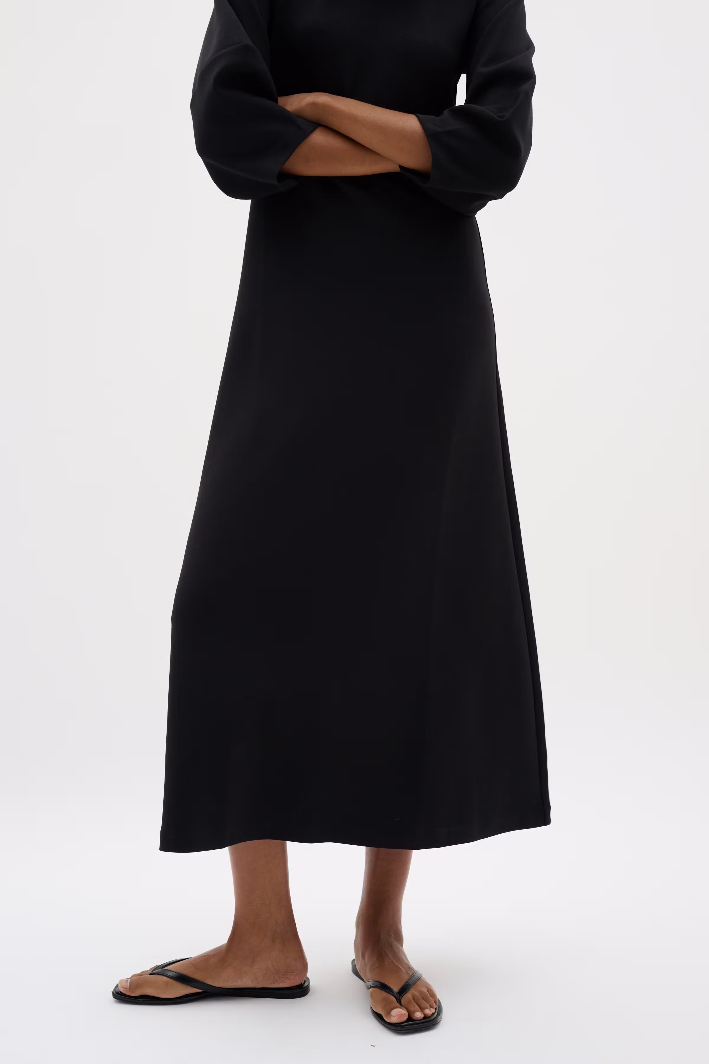 PariIW Jurk LOOKBOOK FRONT 30110590-194008