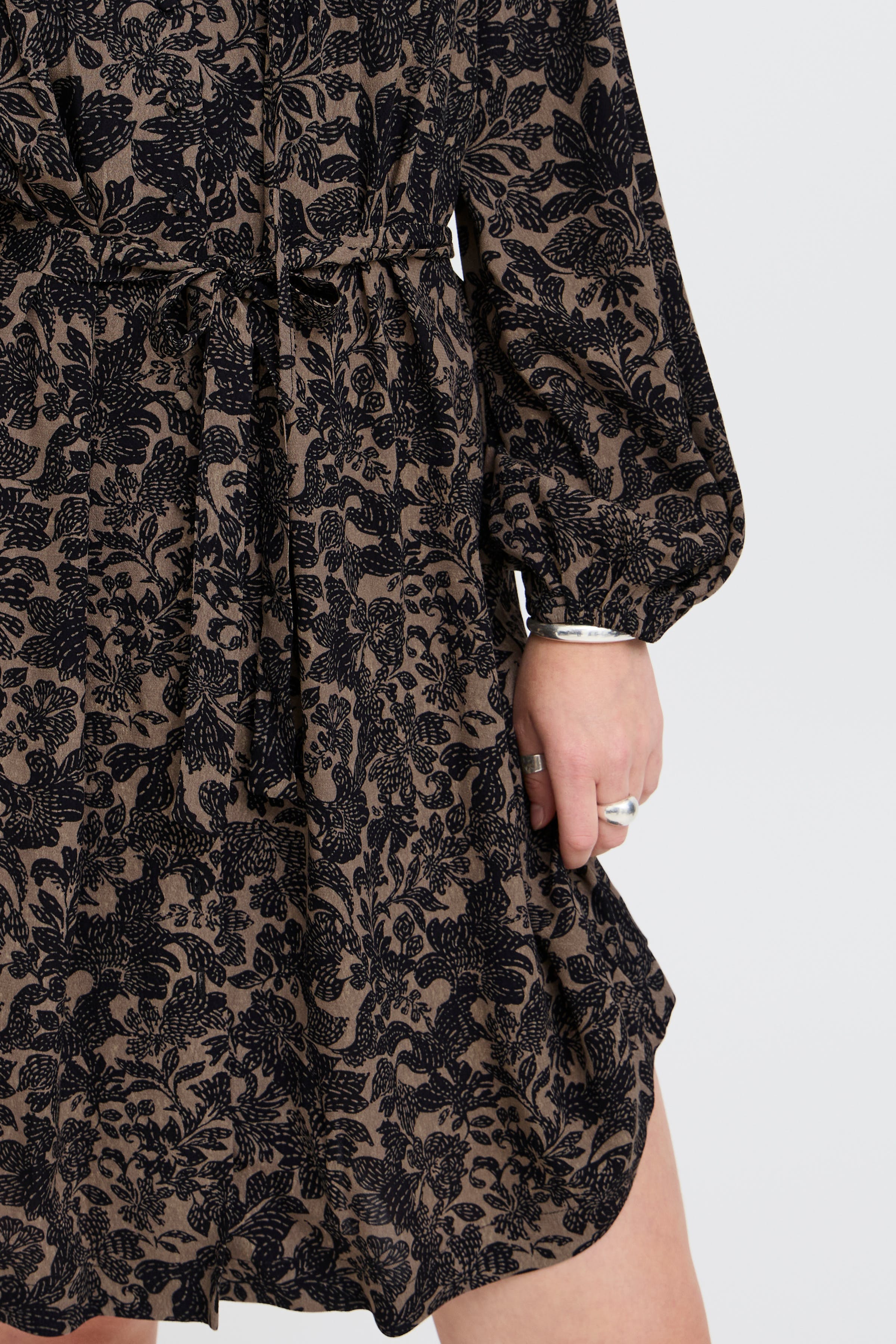 IRFINA Jurk LOOKBOOK DETAIL 20121756-203601