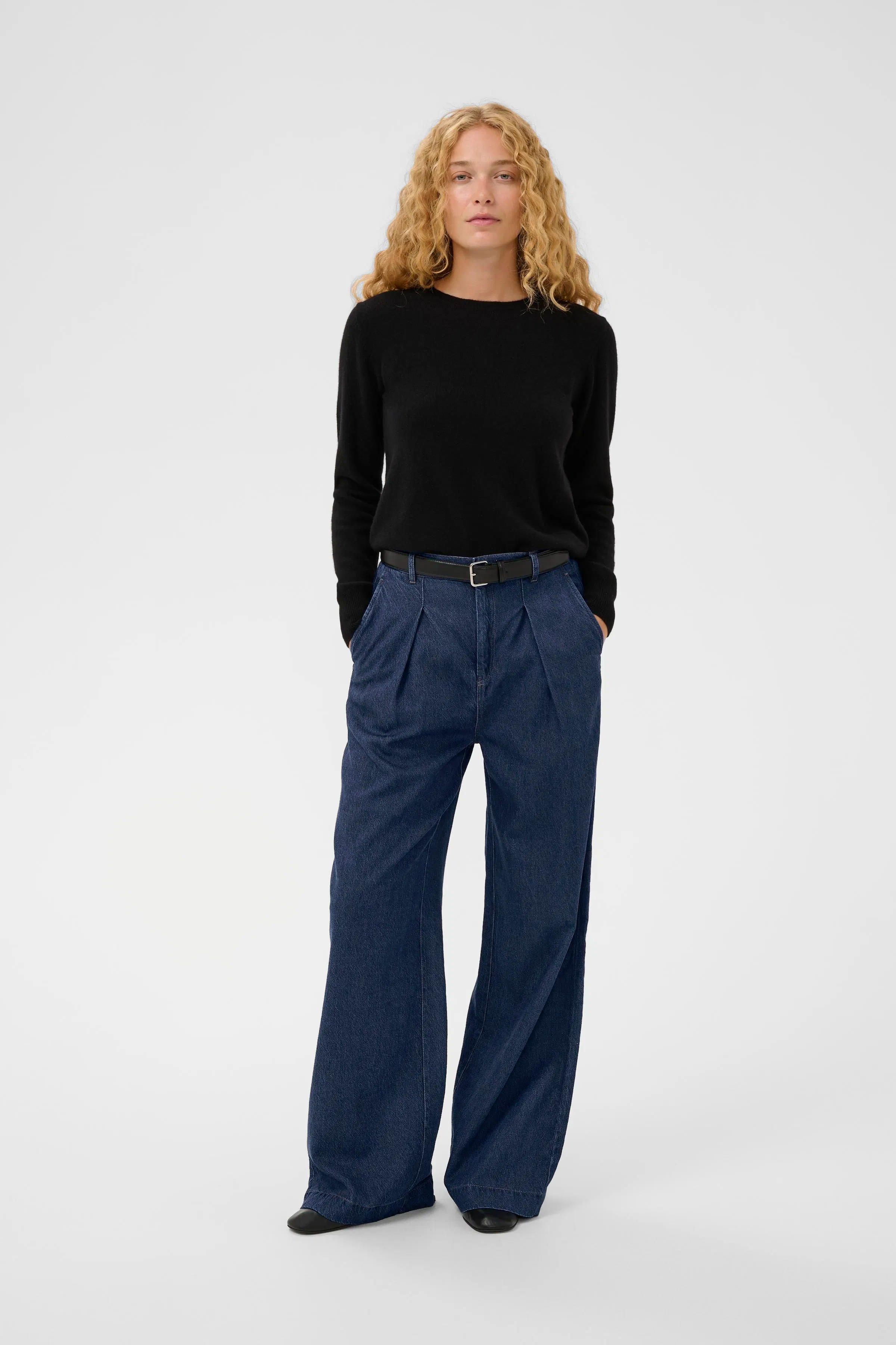 CAROLAIW Broek LOOKBOOK FRONT 30112184-194118