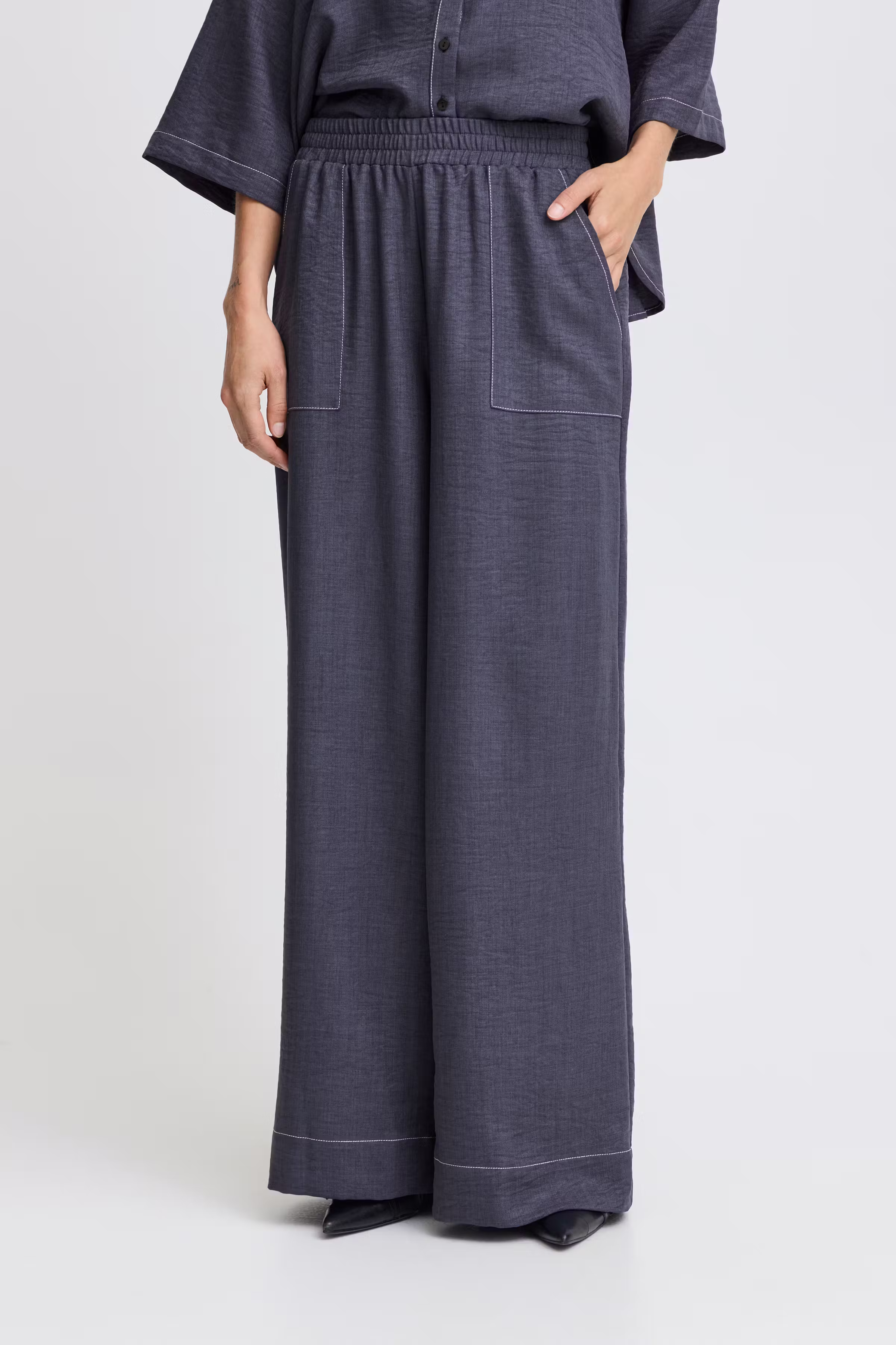 IXELSIE Trousers LOOKBOOK FRONT 20123570-174021