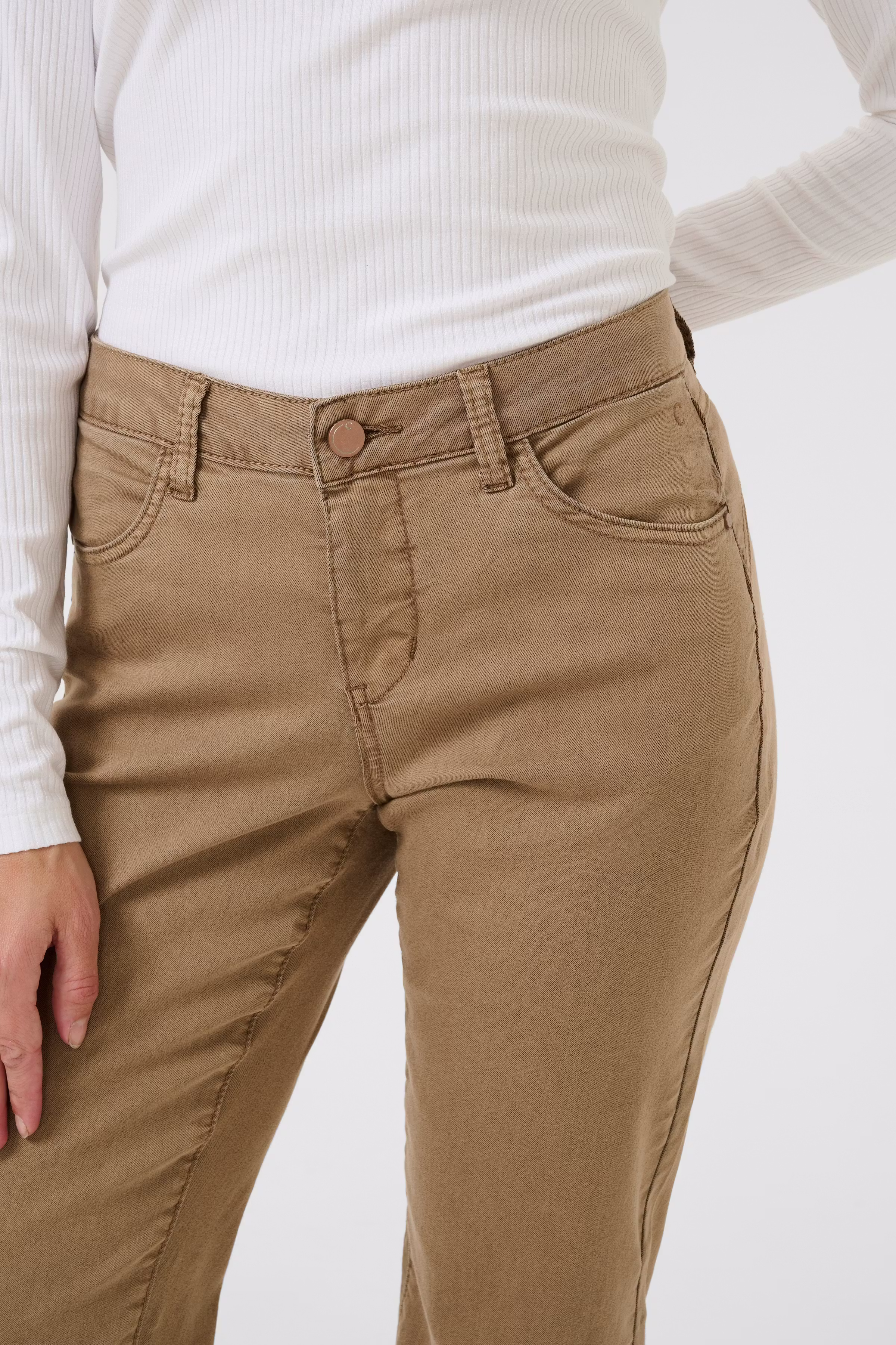 CRSophia Jeans LOOKBOOK DETAIL 10614735-181020