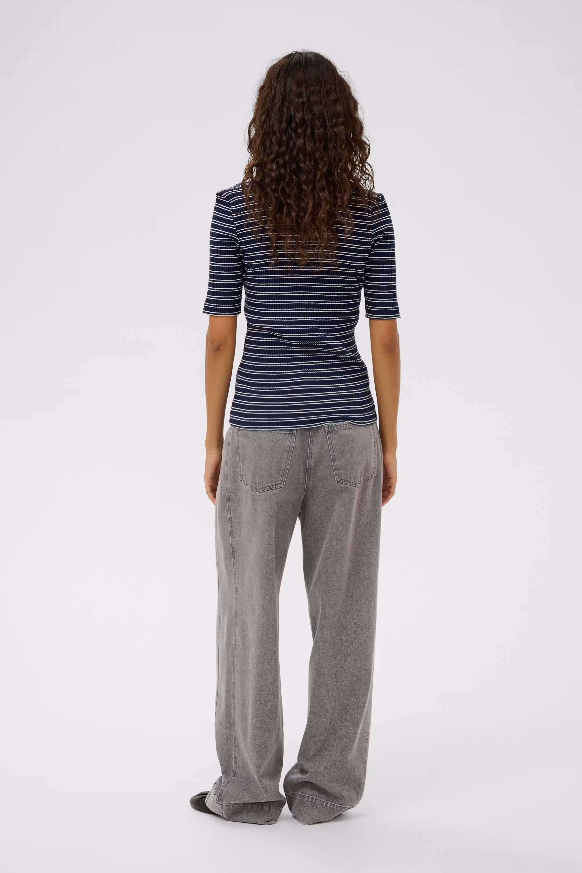 SLSimone T-shirt LOOKBOOK BACK 30409050-304705