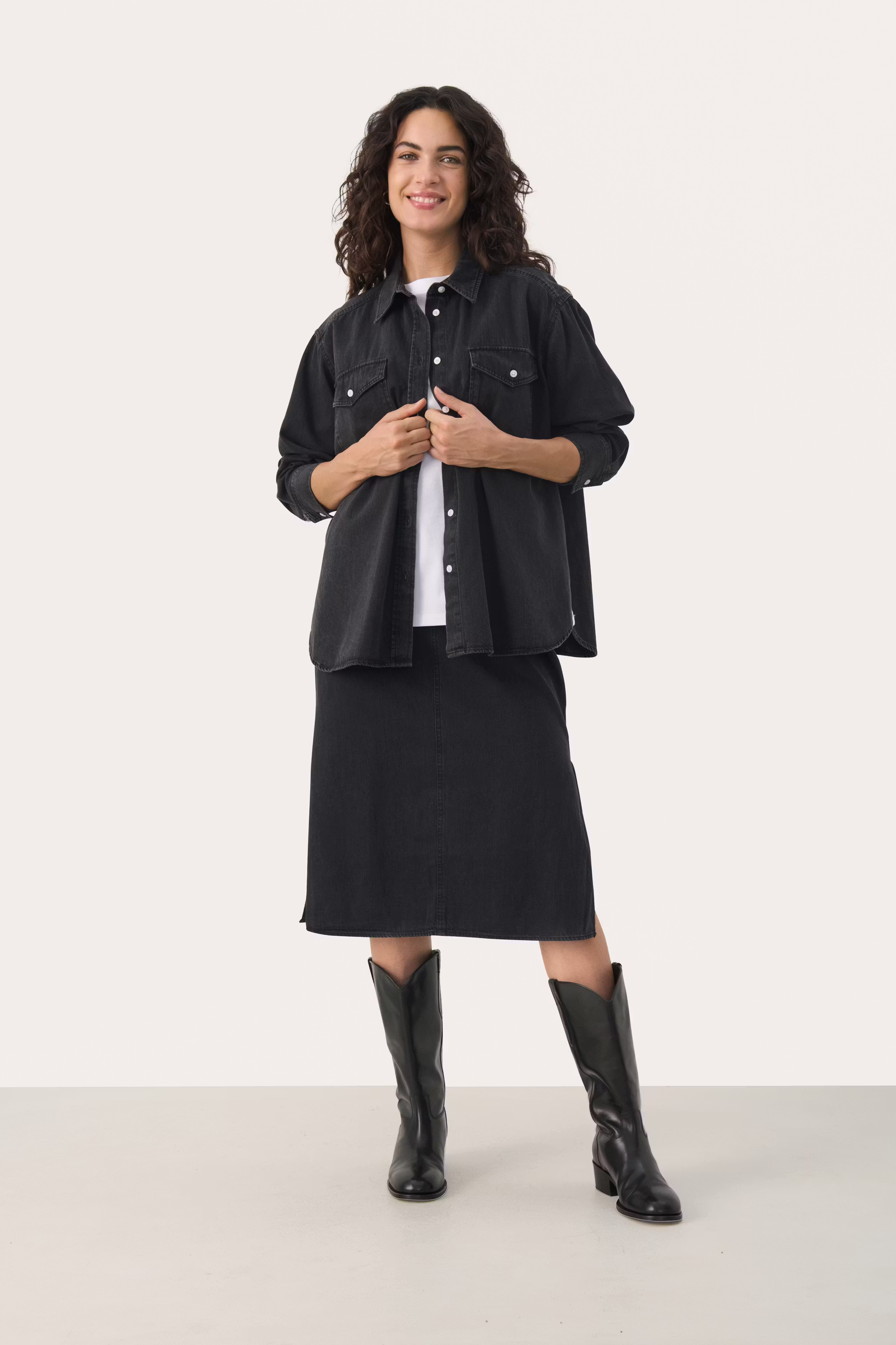 LizziePW Denim Rock LOOKBOOK BACK 30308878-300148