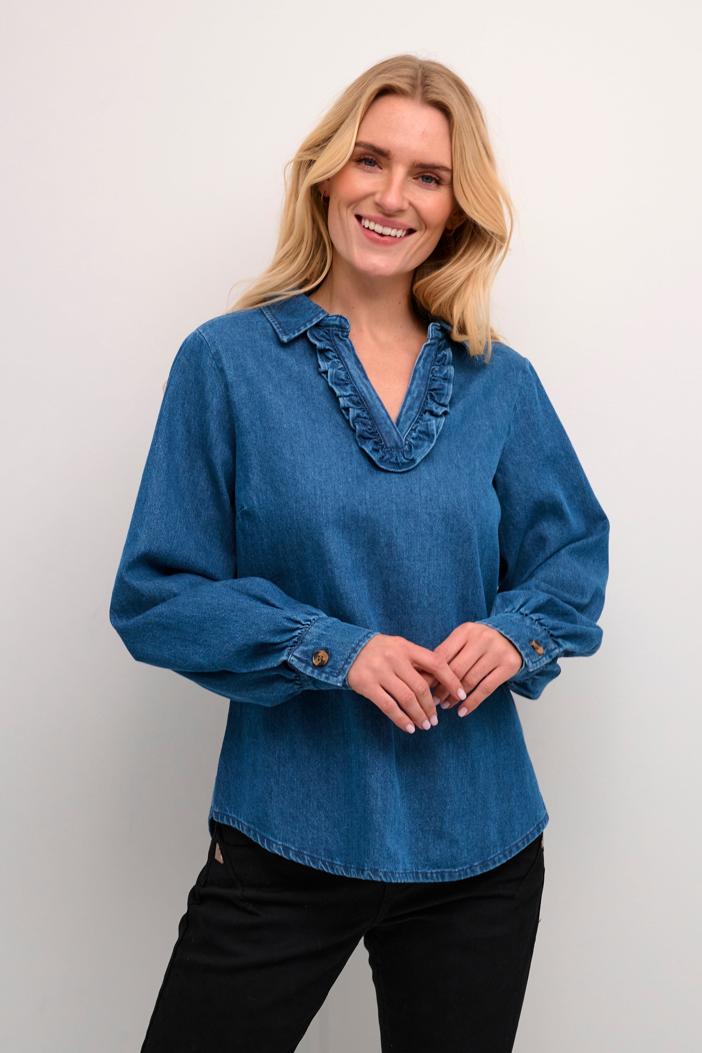 CRGerta Denimskjorte LOOKBOOK FRONT 10612862-106412