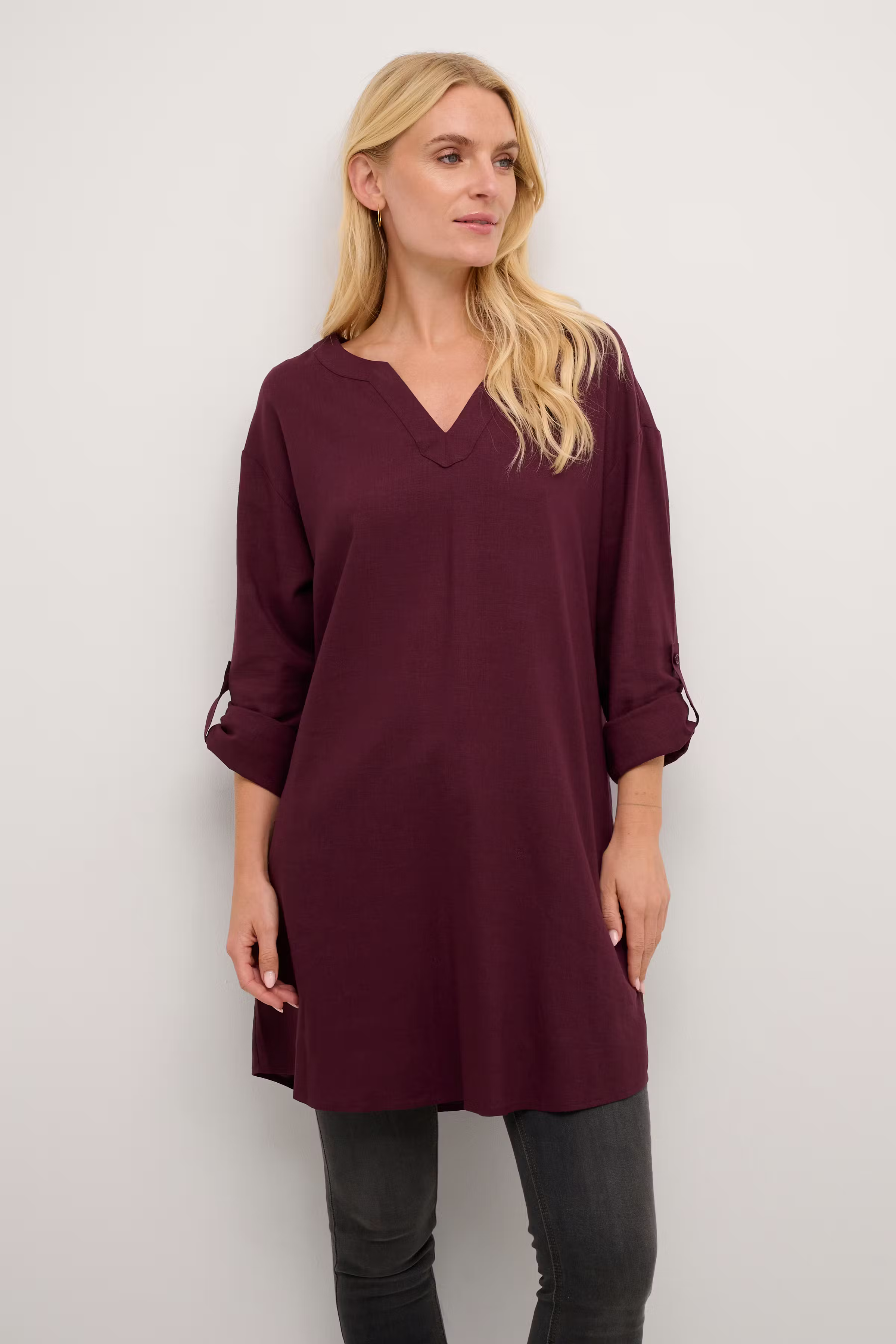 CRVenta Linen Tunic LOOKBOOK FRONT 10608073-192118