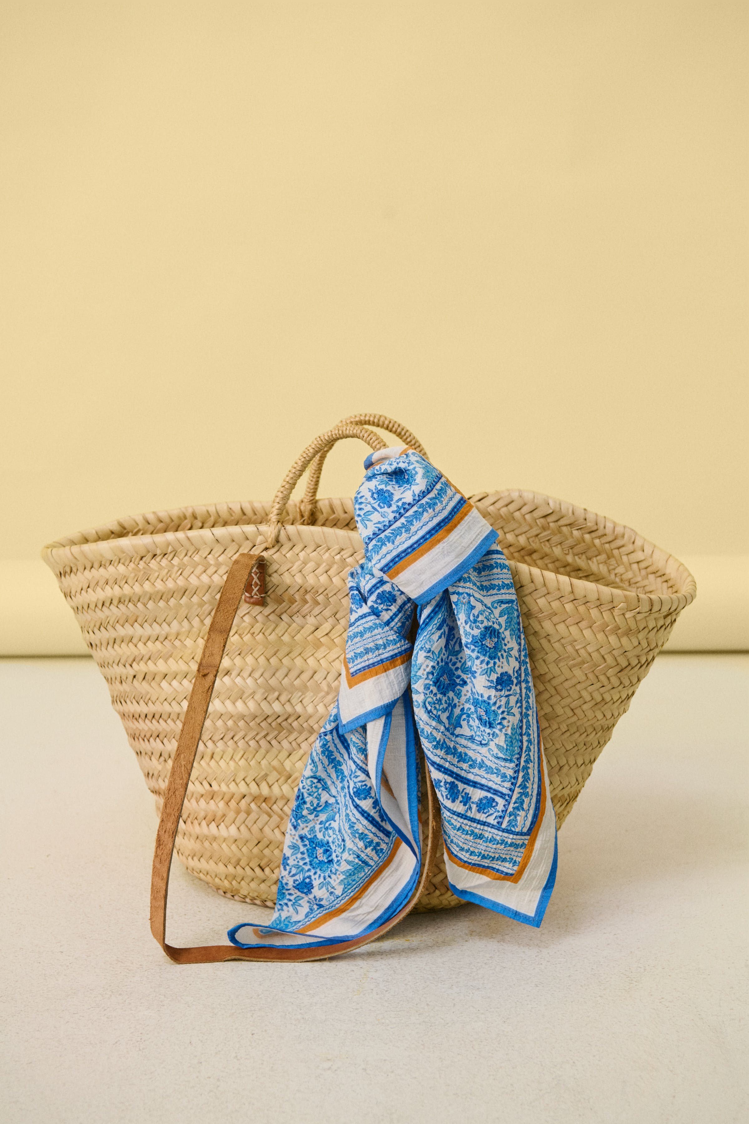 KaisaSZ Skjerf LOCATION NONE 30514059-303708