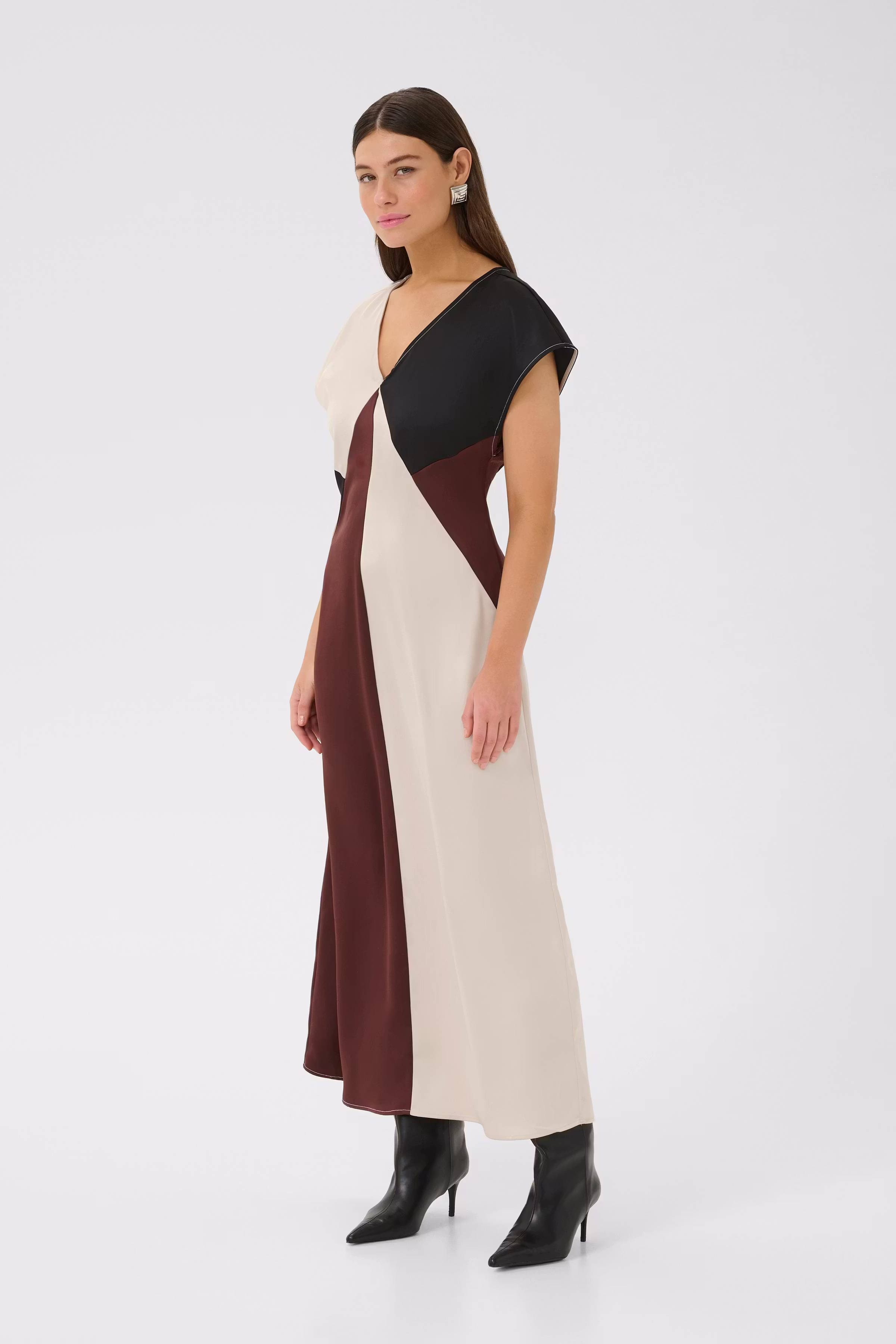 CUannabelle Kjole LOOKBOOK FRONT 50112486-108678