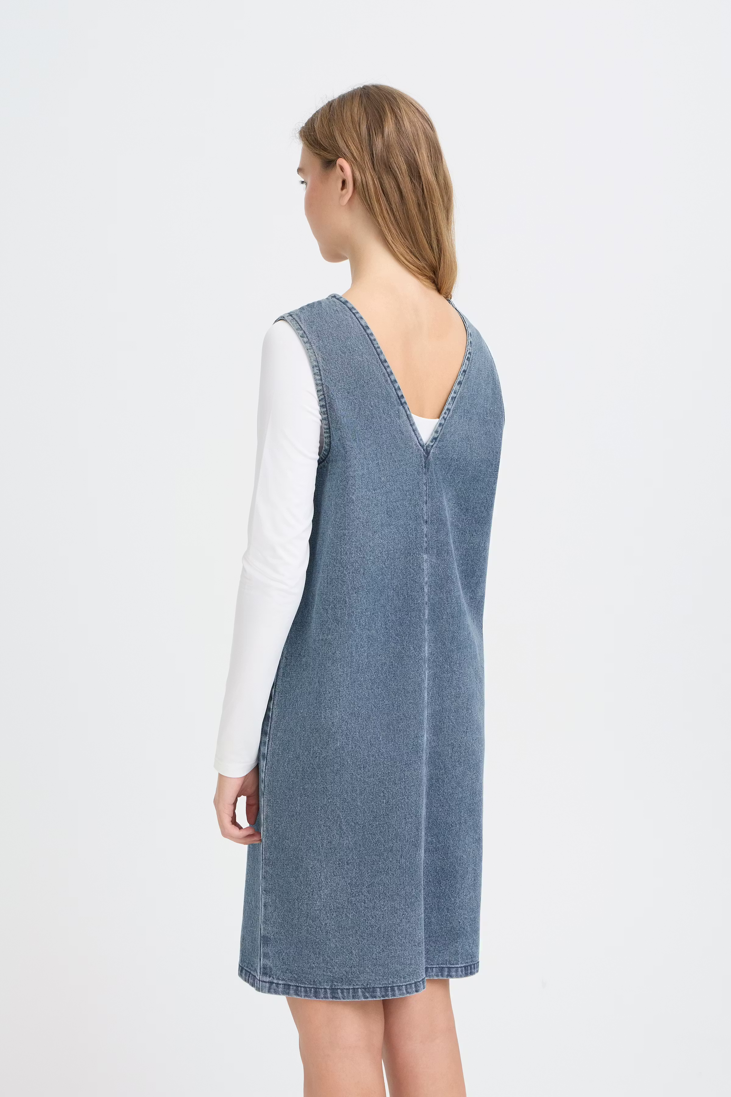 IHHIRAMO Kjole LOOKBOOK BACK 20125723-200928