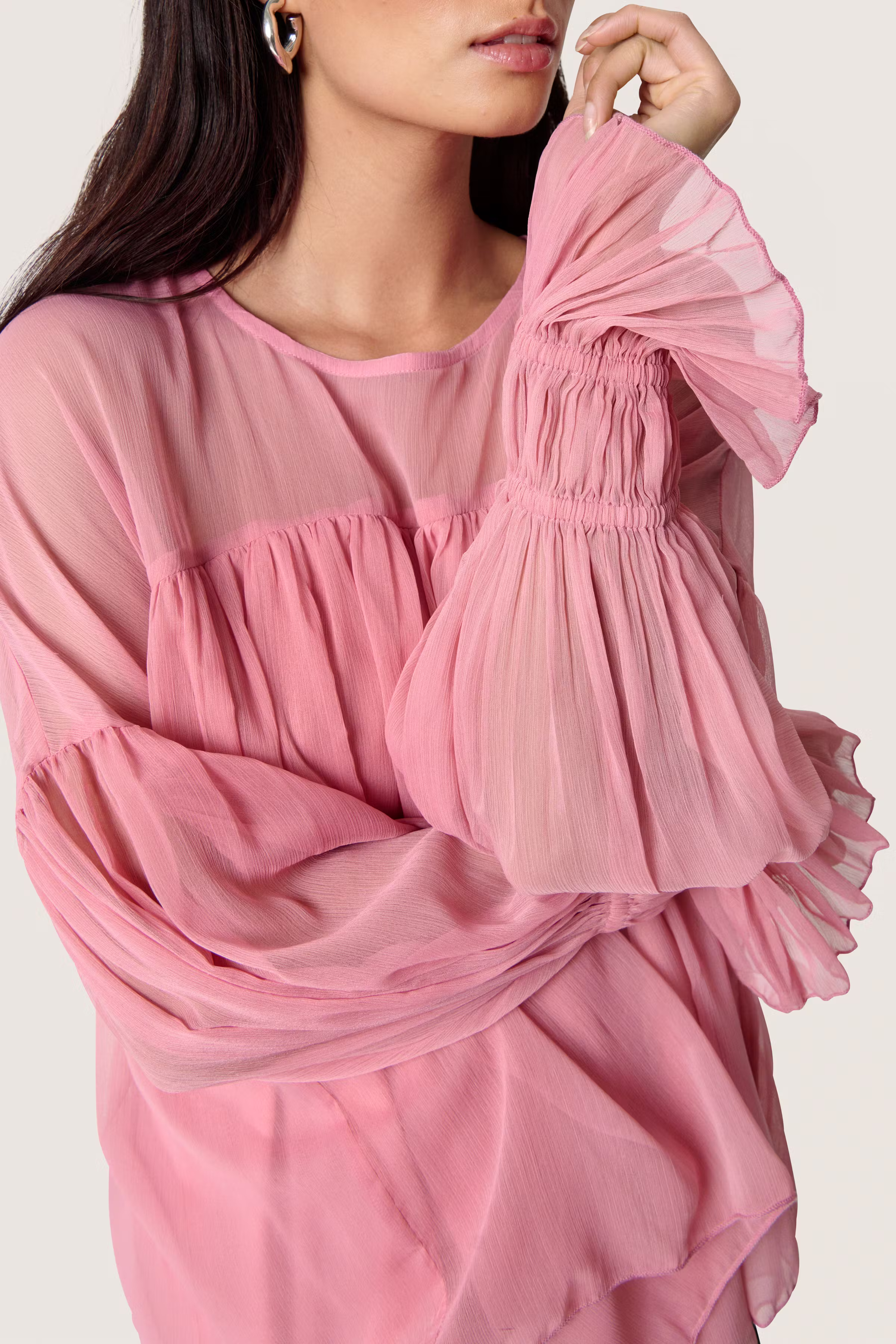 SLHarietta Blouse LOOKBOOK DETAIL 30408815-161712