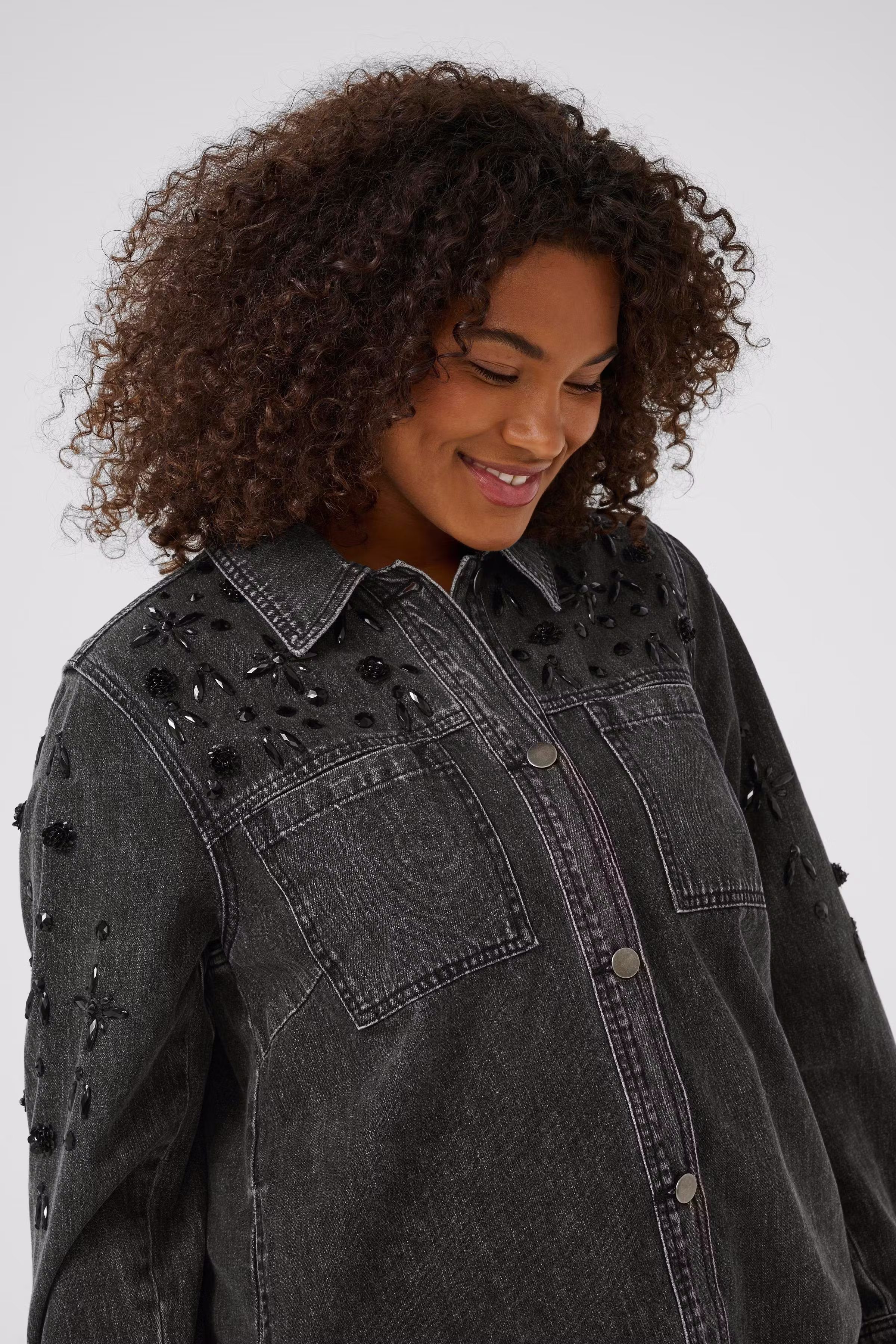 KCjaida Denimjacke LOOKBOOK DETAIL 10583648-108374