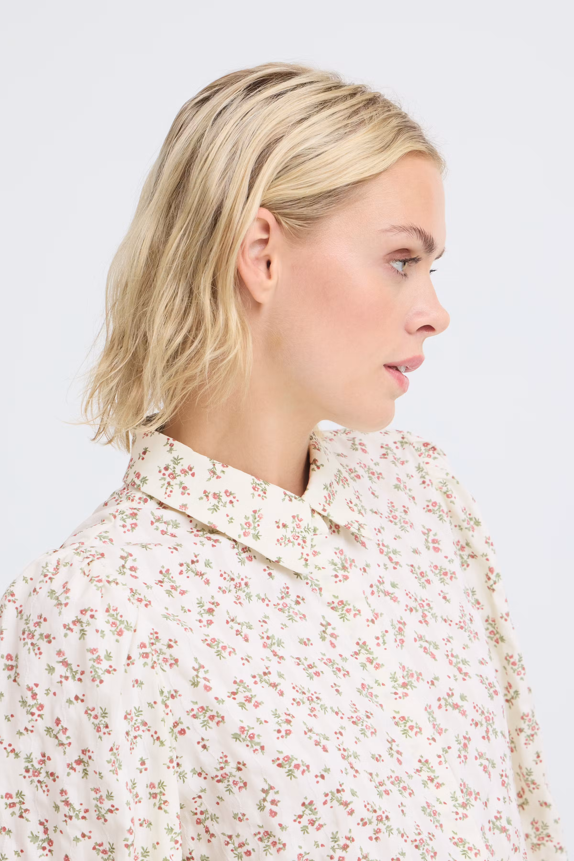 PZALVILDA Hemd LOOKBOOK DETAIL 50211217-191557