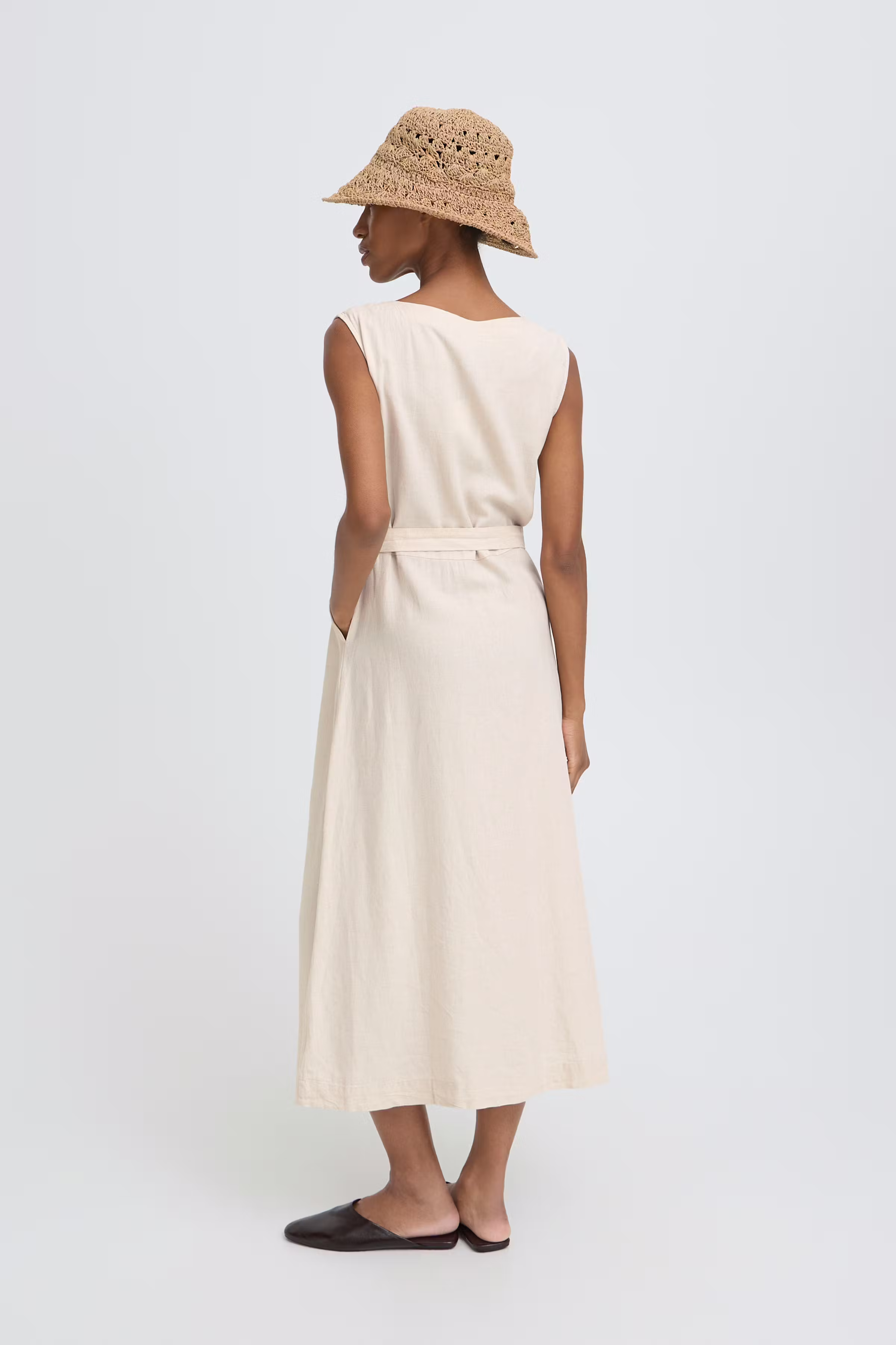 BYFALAKKA Kleid LOOKBOOK BACK 20818826-1353041