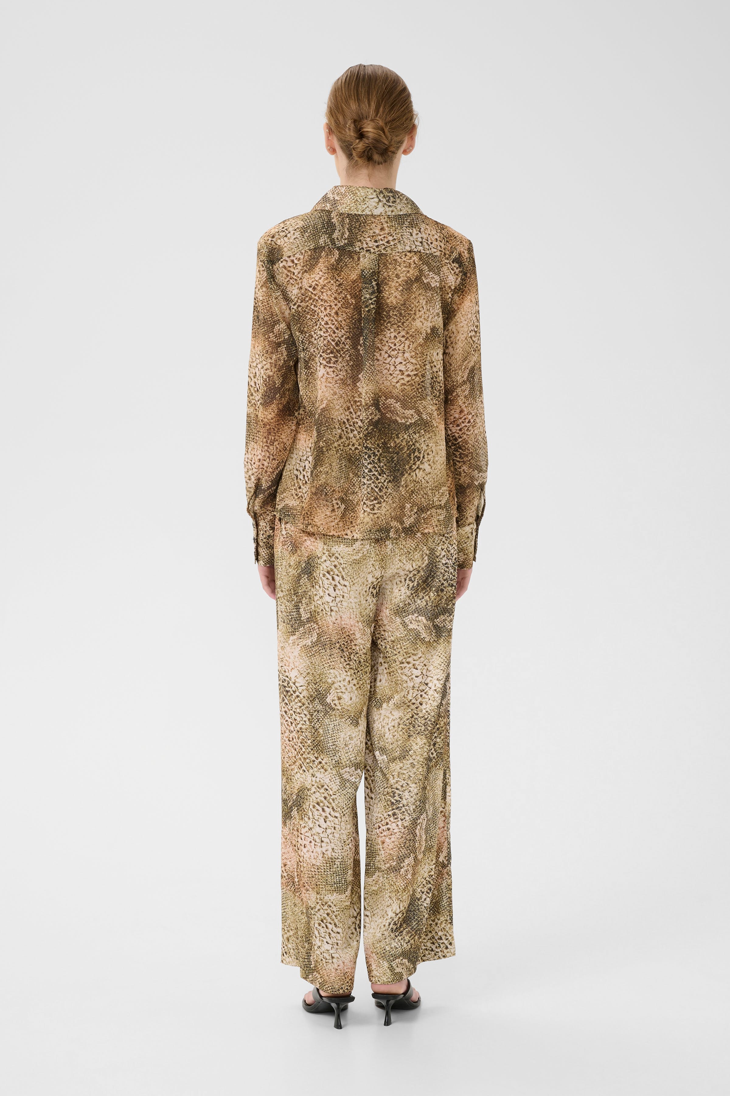 GZsanka Skjorte LOOKBOOK BACK 10910219-107549