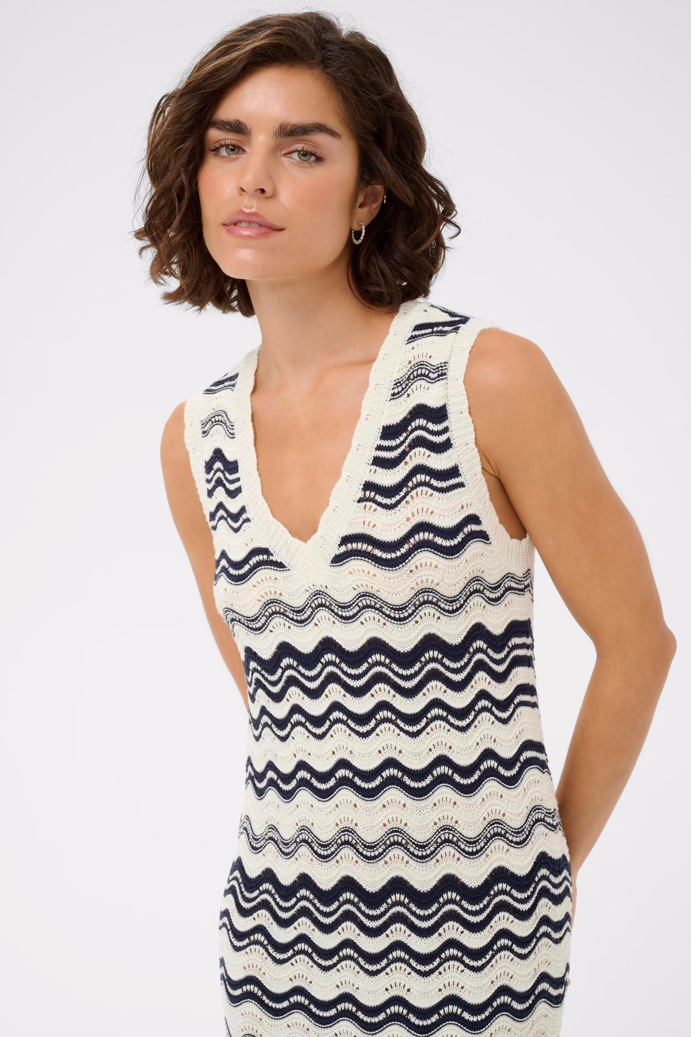 KAanna Dress LOOKBOOK DETAIL 10511685-109285