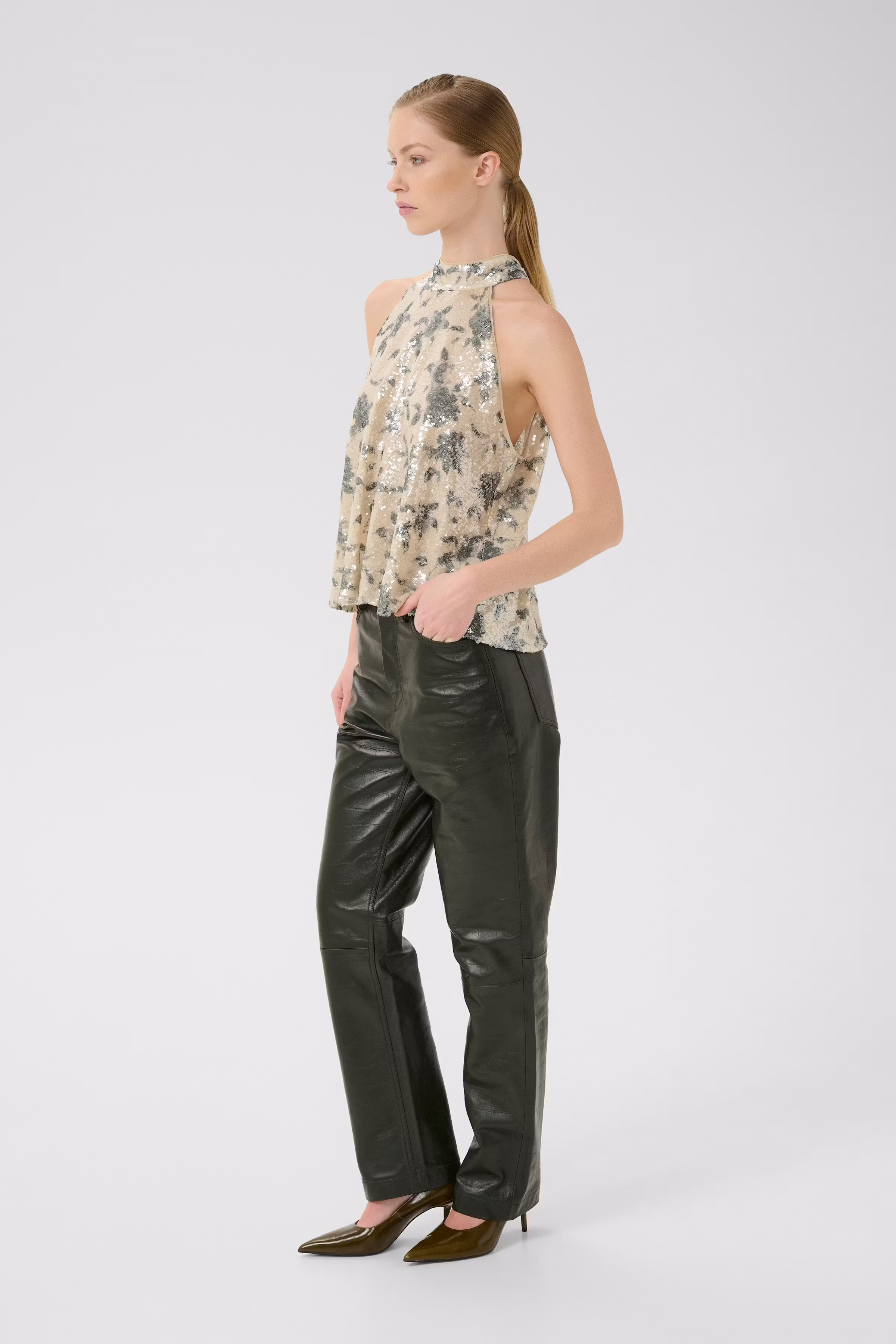 GZsveda Top LOOKBOOK FRONT 10910942-108300