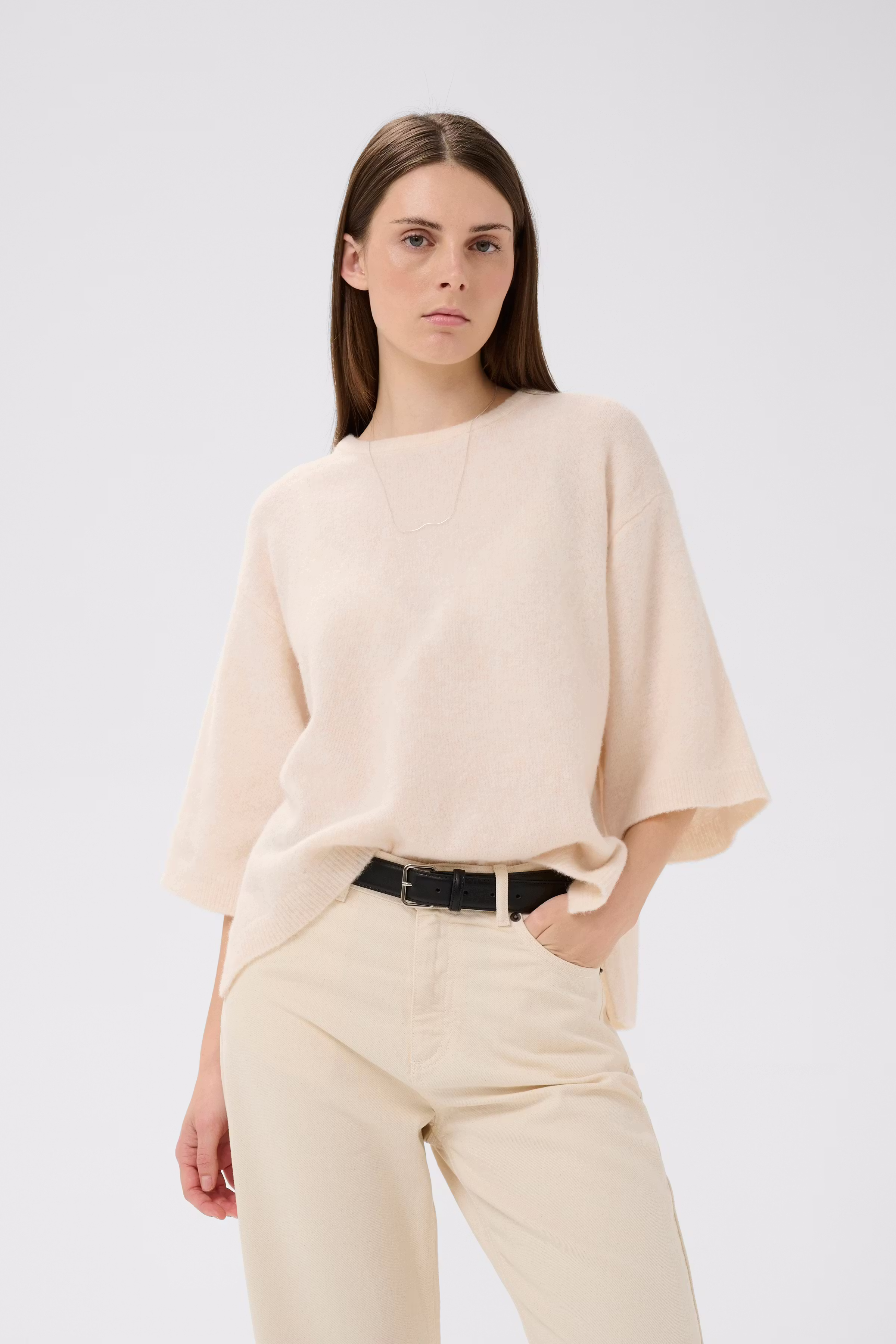 GUNIIW TEE Pullover LOOKBOOK FRONT 30112412-1107011
