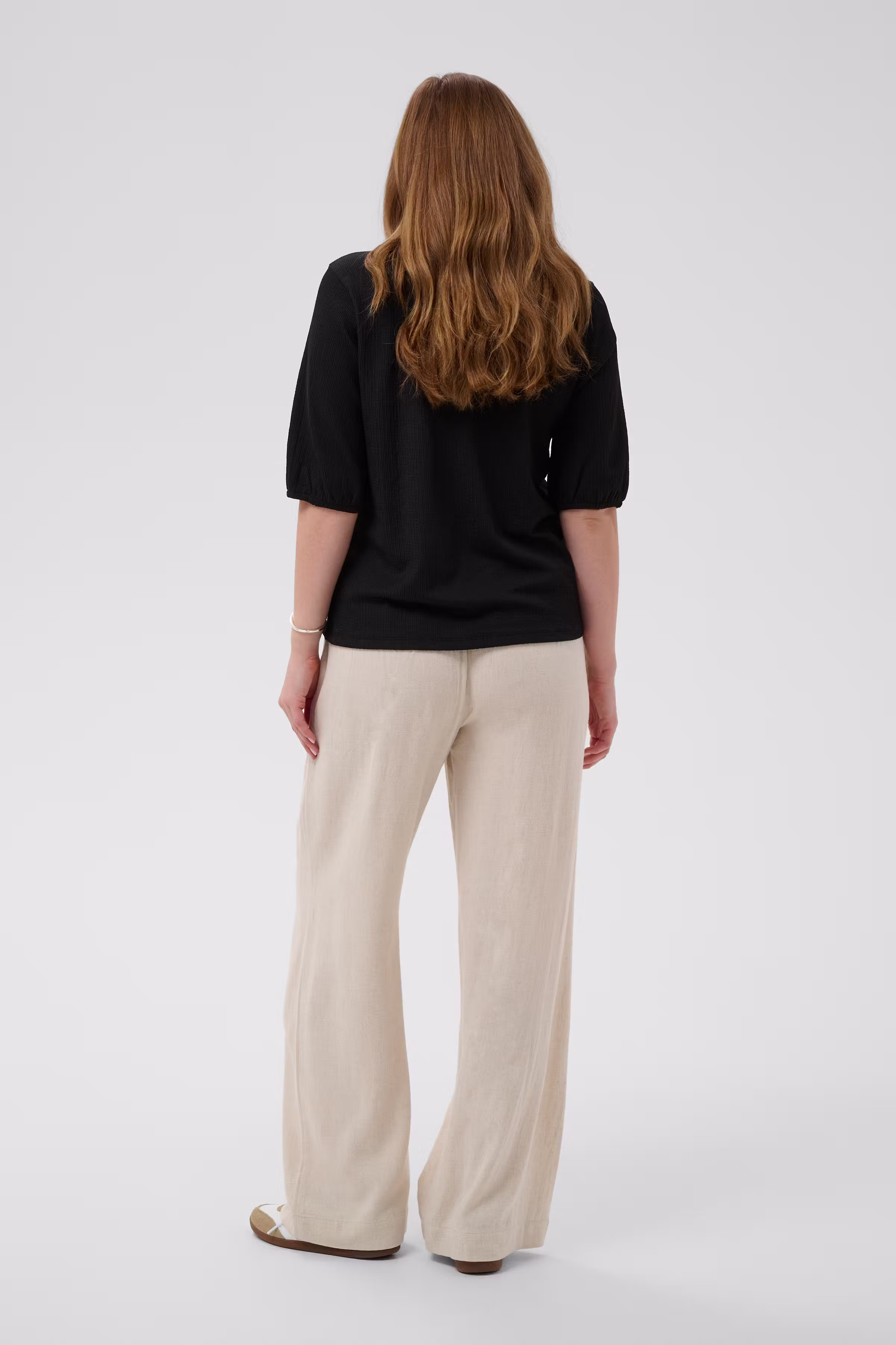 BPloretta Bluse LOOKBOOK BACK 40200109-100121