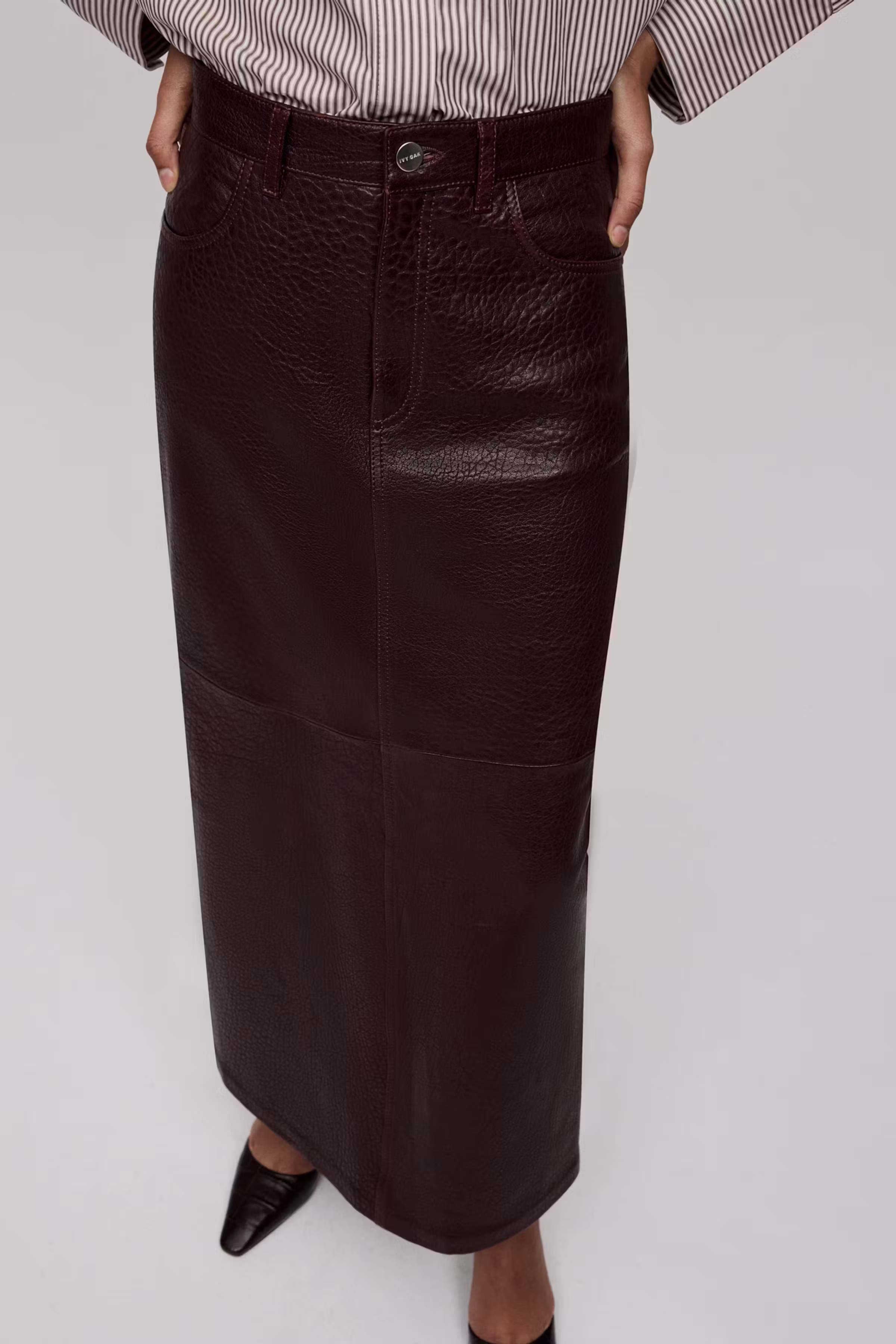 IOLISANNE Rock LOOKBOOK FRONT 30600688-RE401