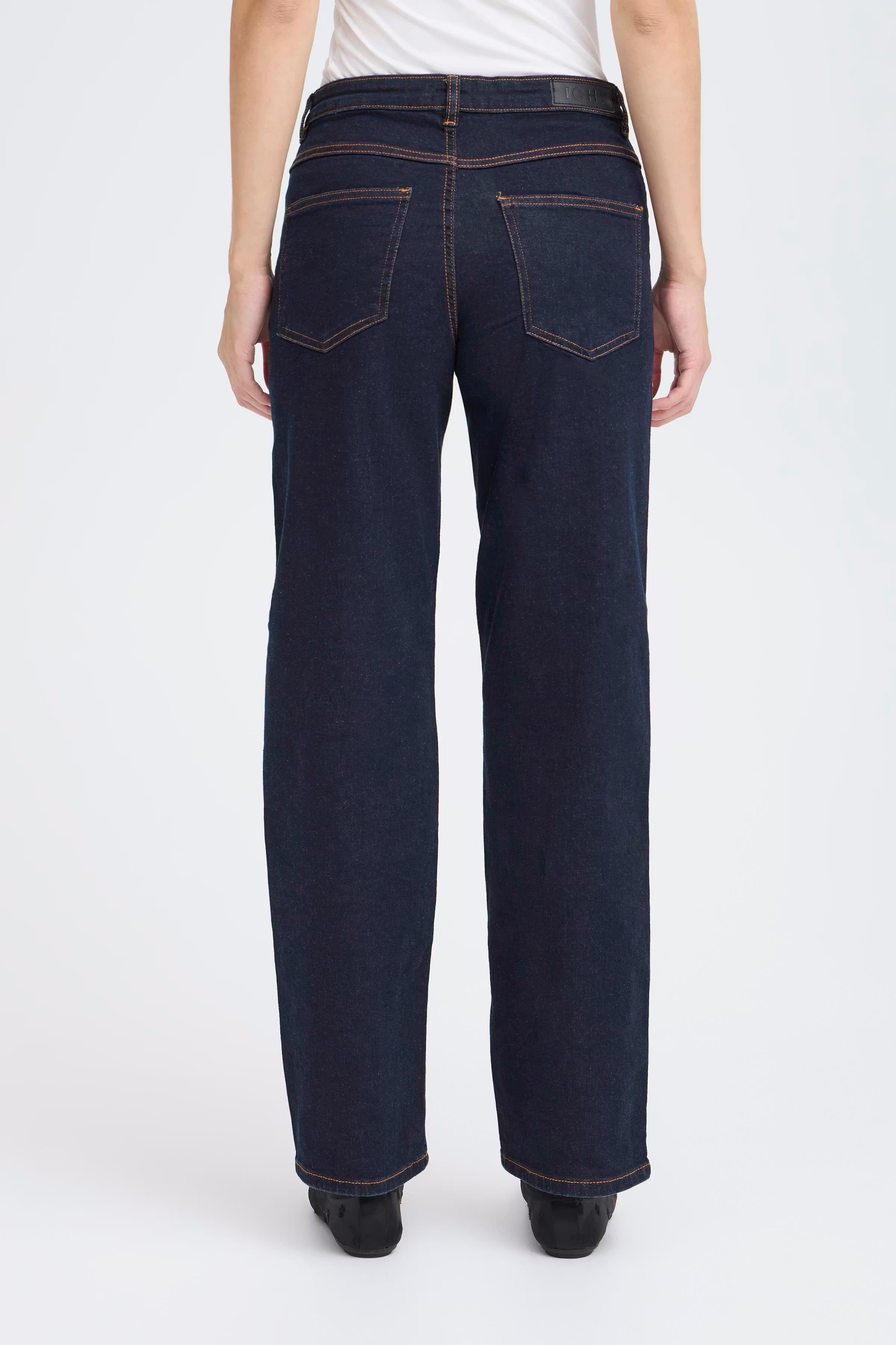 IHTWIGGY STRAIGHT Jeans LOOKBOOK BACK 20119128-900000209