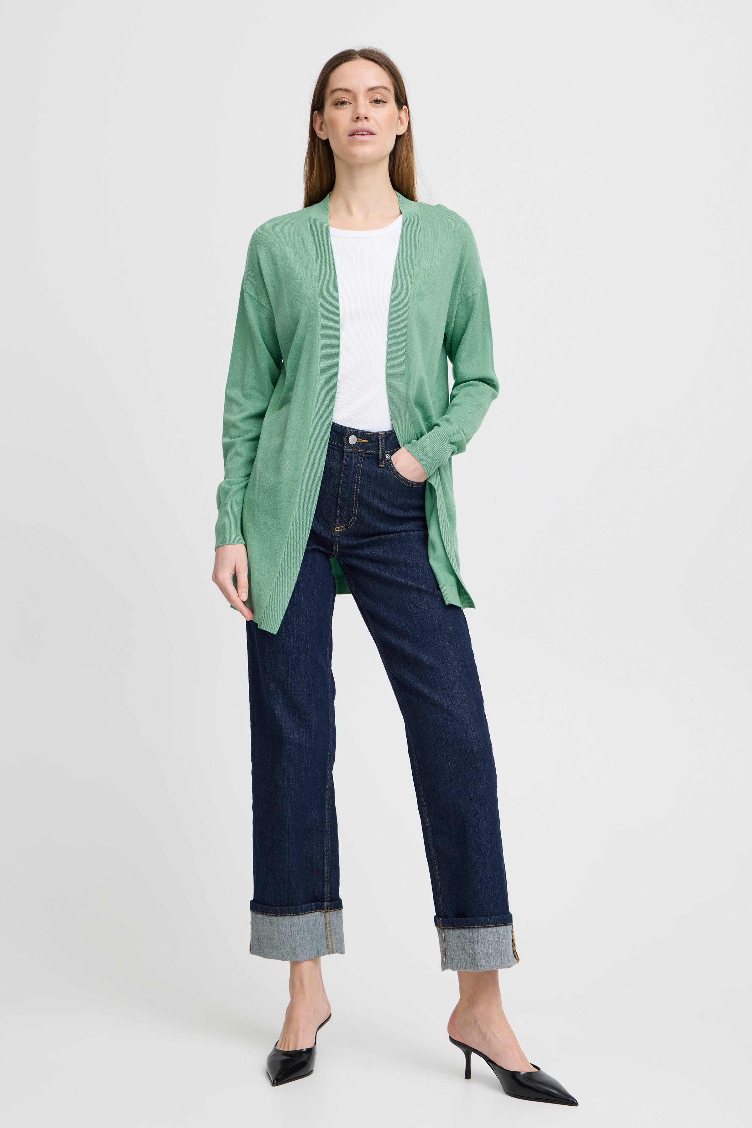 BYMMORLA Cardigan LOOKBOOK FRONT 20814392-165919