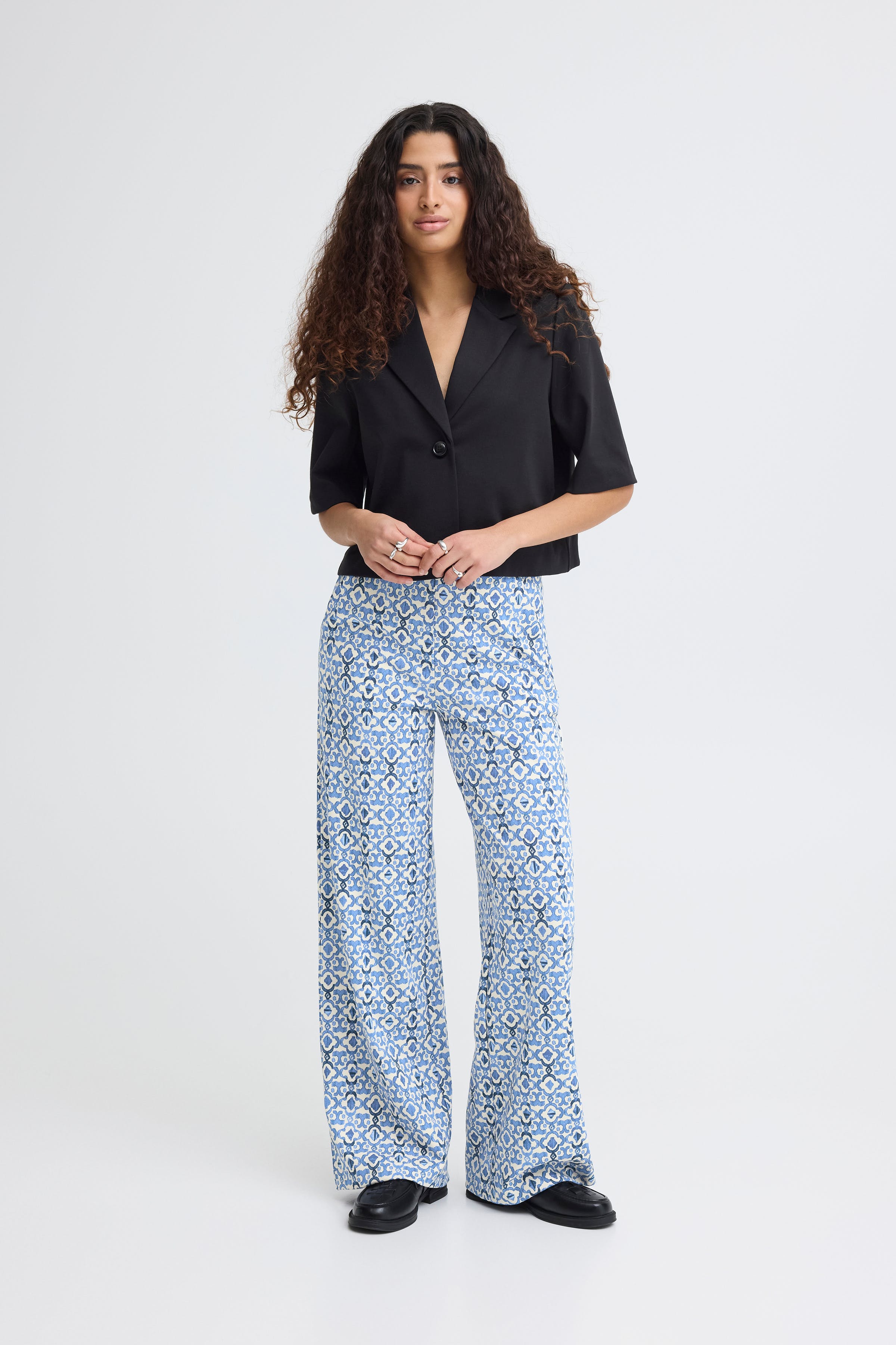 IHKATE Hose LOOKBOOK FRONT 20125626-900005527