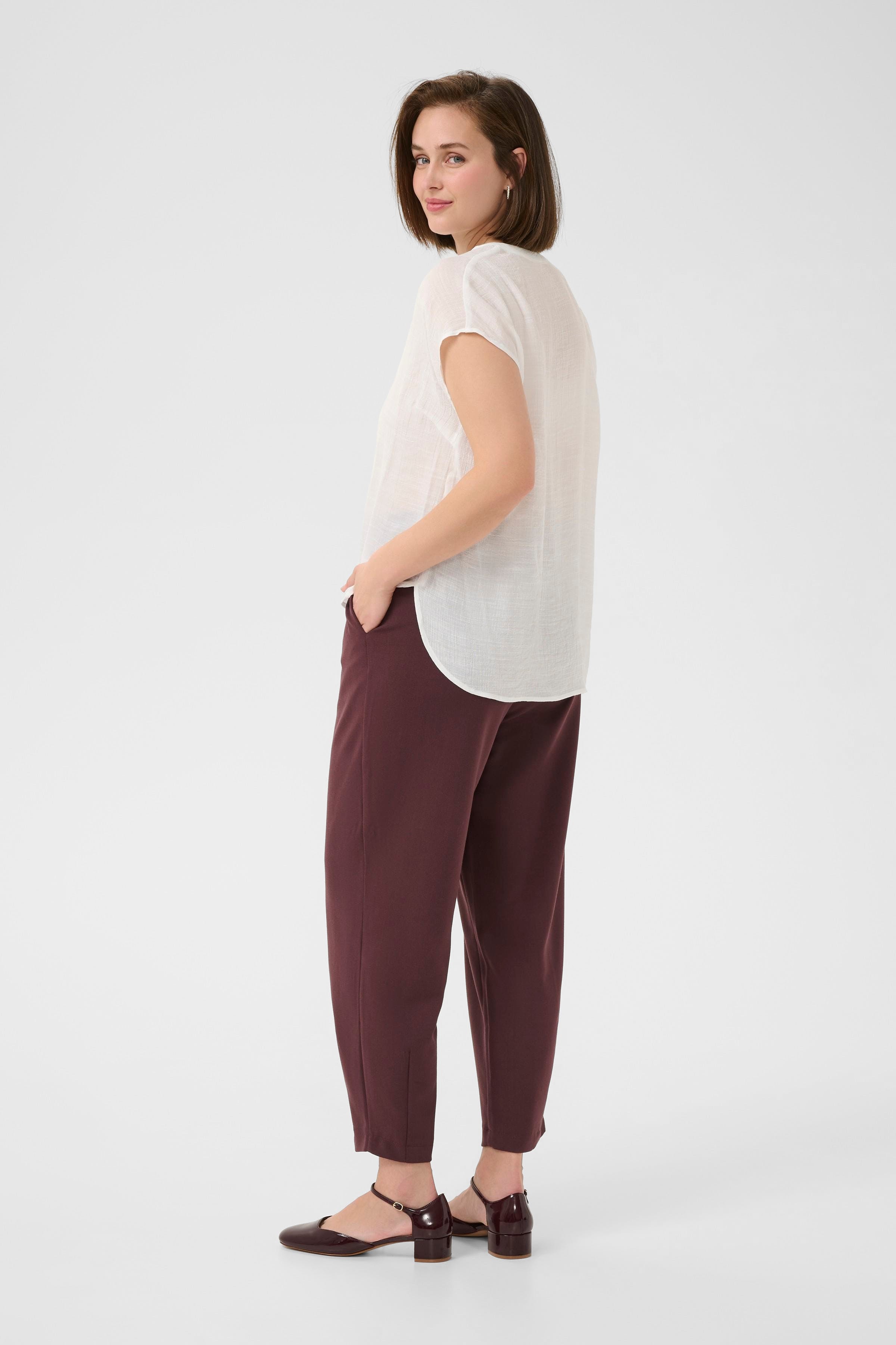 KAanja Blouse LOOKBOOK BACK 10510118-110602