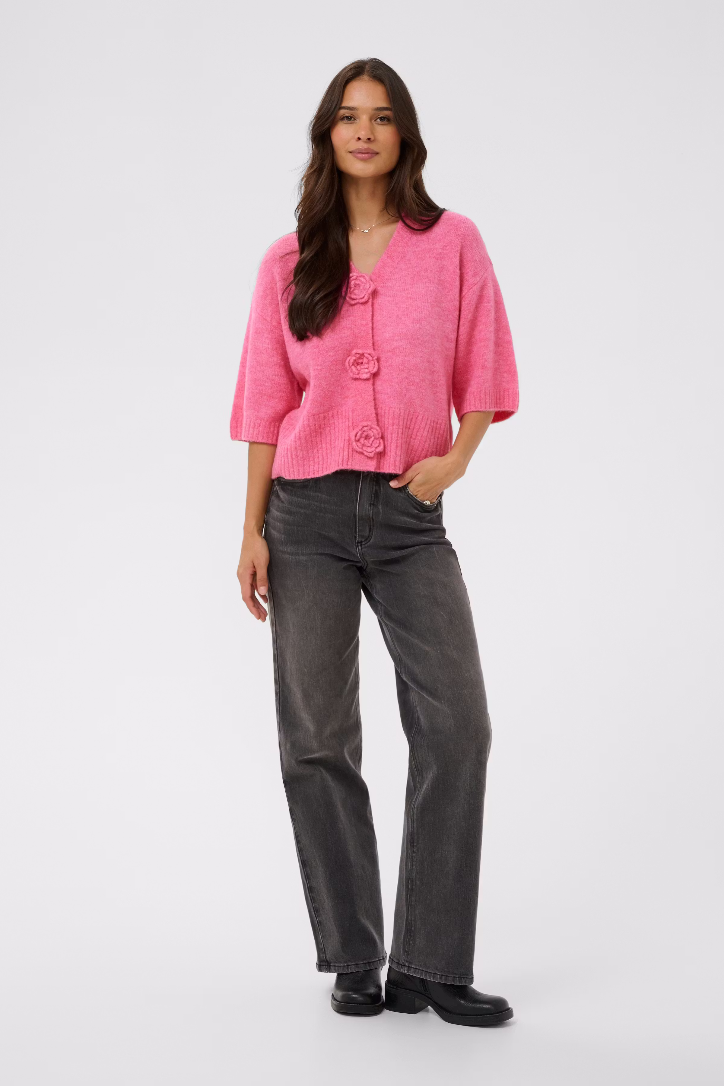 KArosie Cardigan LOOKBOOK FRONT 10509480-1621181