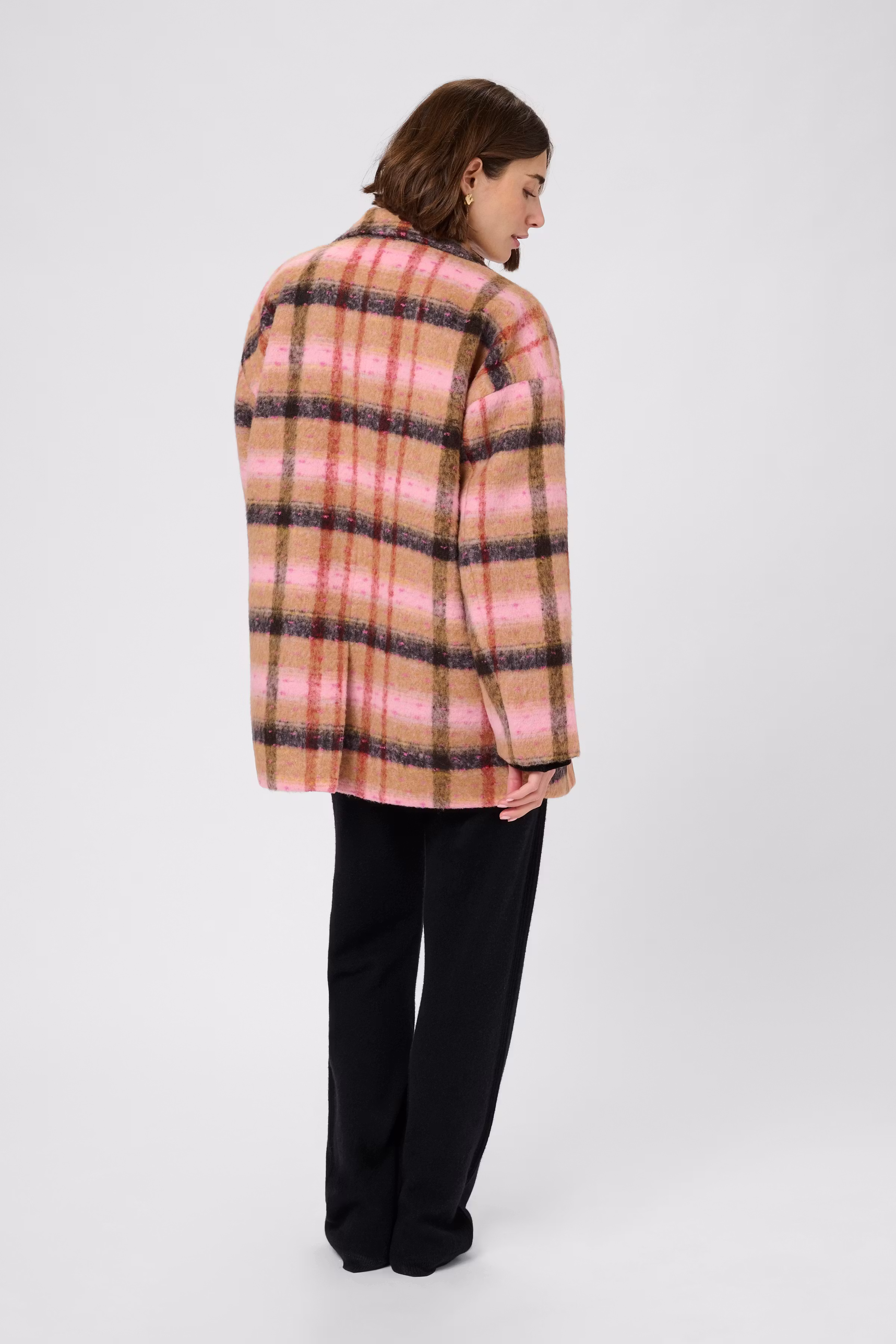 CUshila Coat LOOKBOOK BACK 50112210-108371