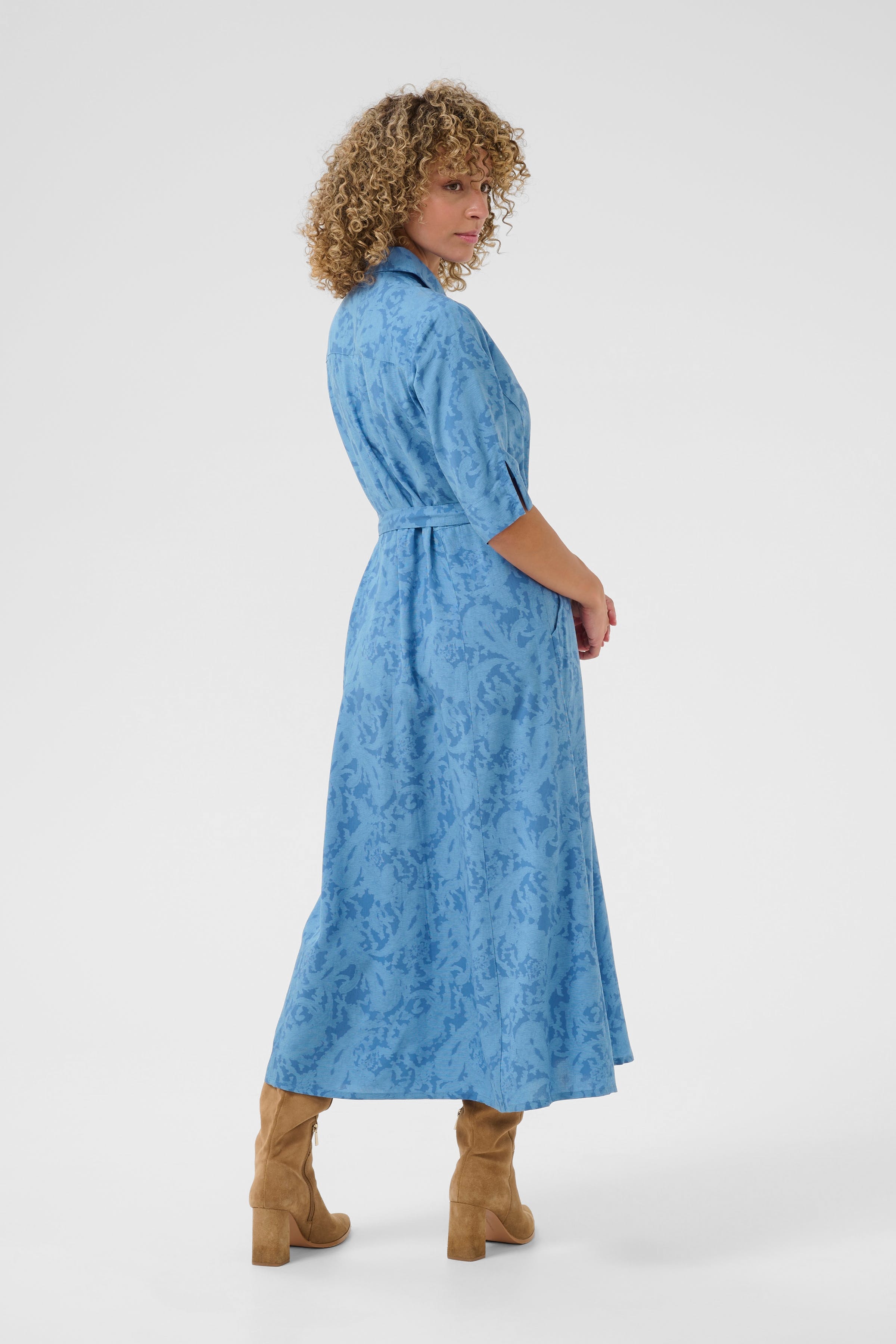 CRTiah Dress LOOKBOOK BACK 10612393-107197