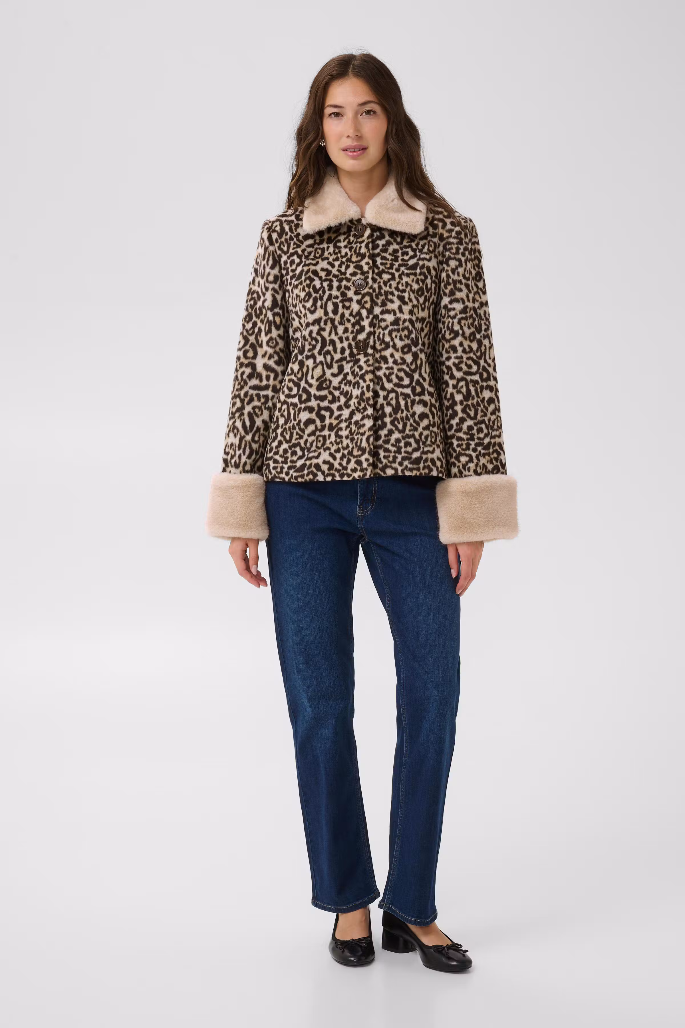 CUGIA Faux fur luipaardjas
 LOOKBOOK FRONT 50114135-900014860