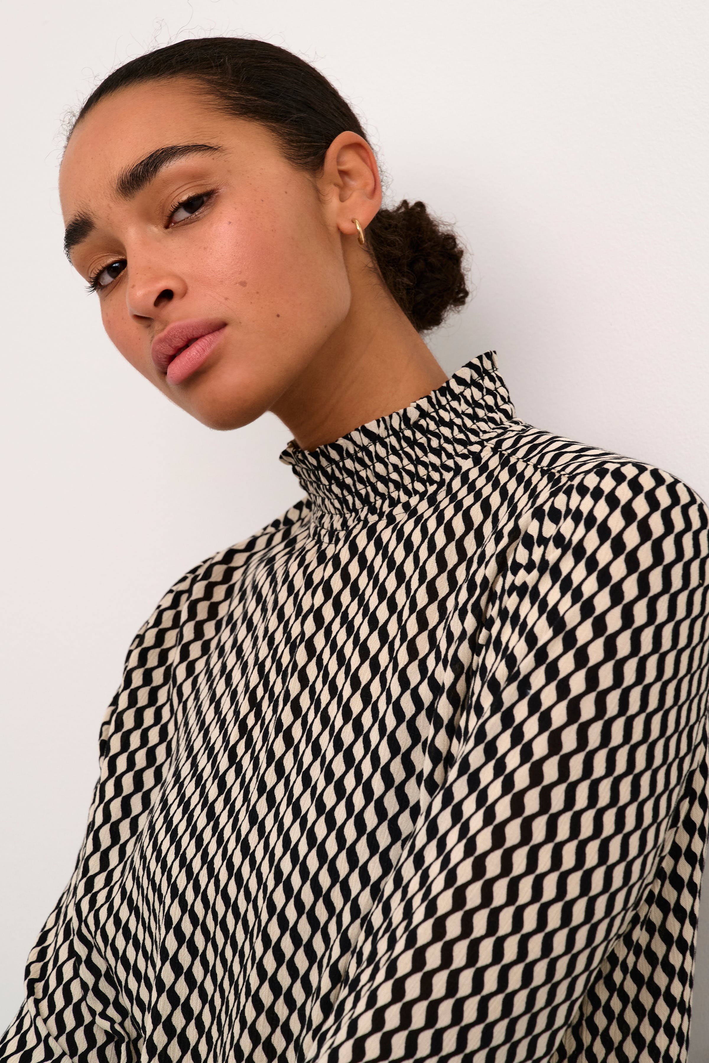 KAamber Blus LOOKBOOK DETAIL 10508258-106473