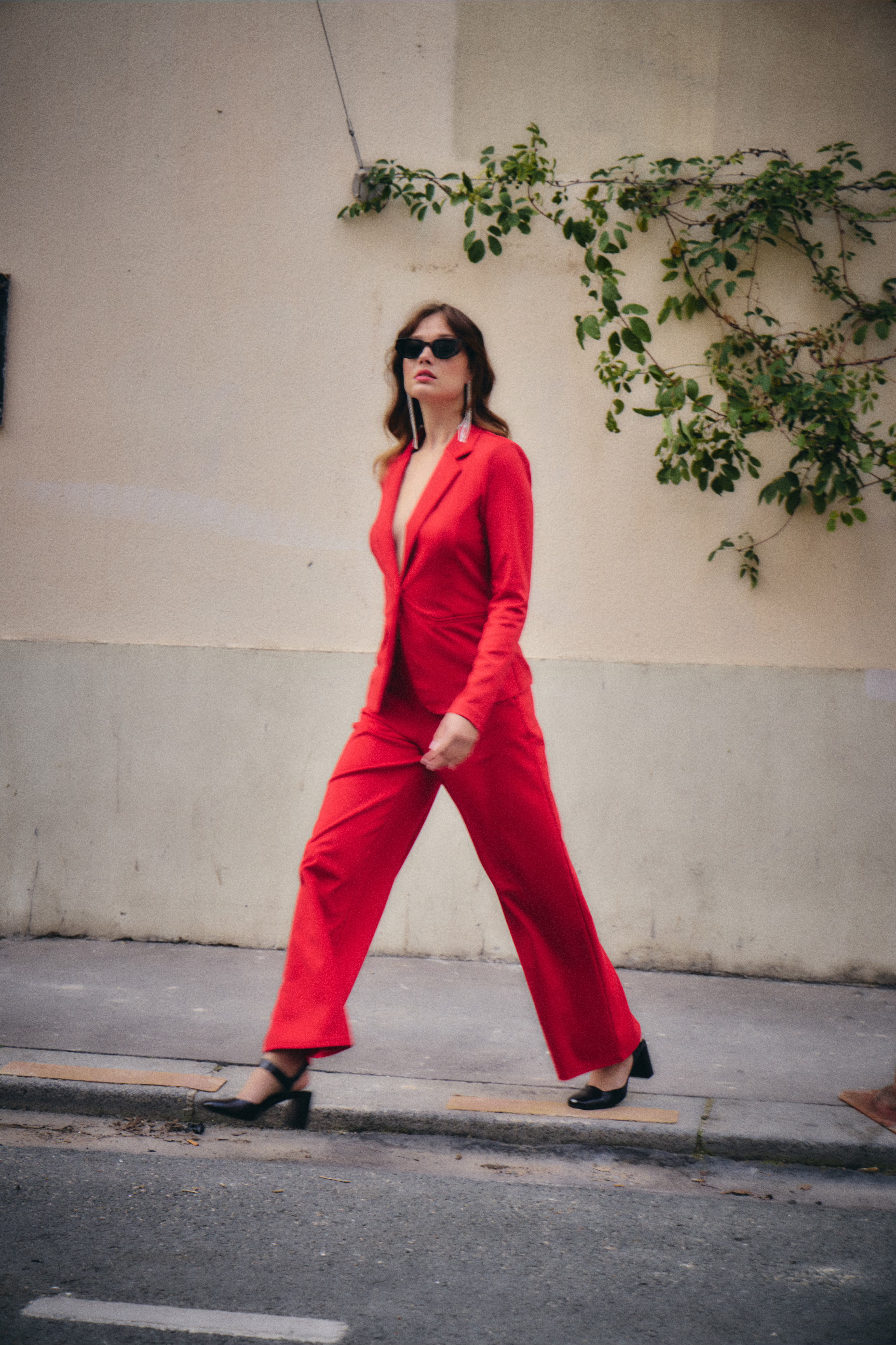 IHKATE Blazer LOCATION NONE 20101801-191763