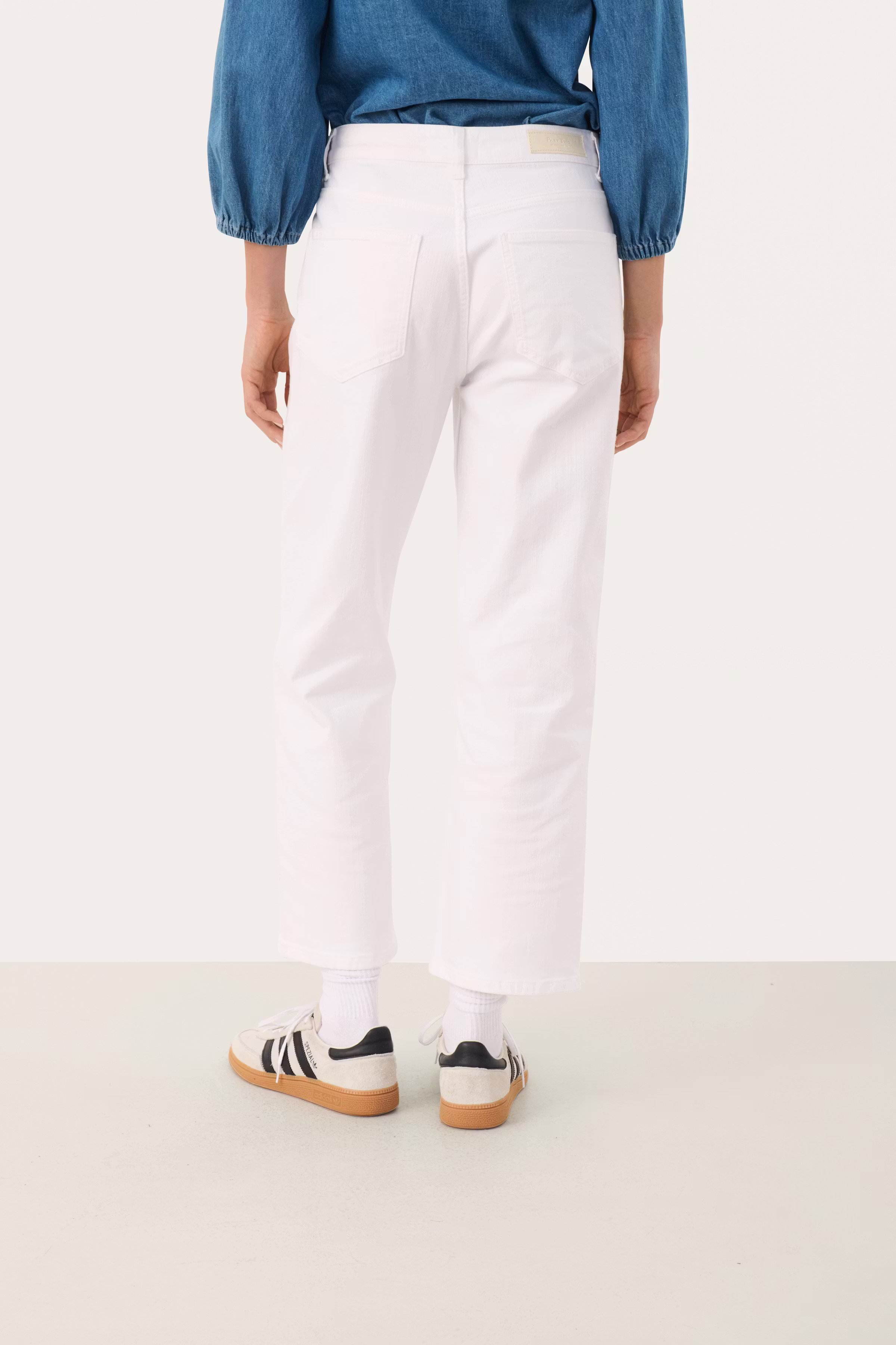 JudyaPW Jeans LOOKBOOK BACK 30309430-110601