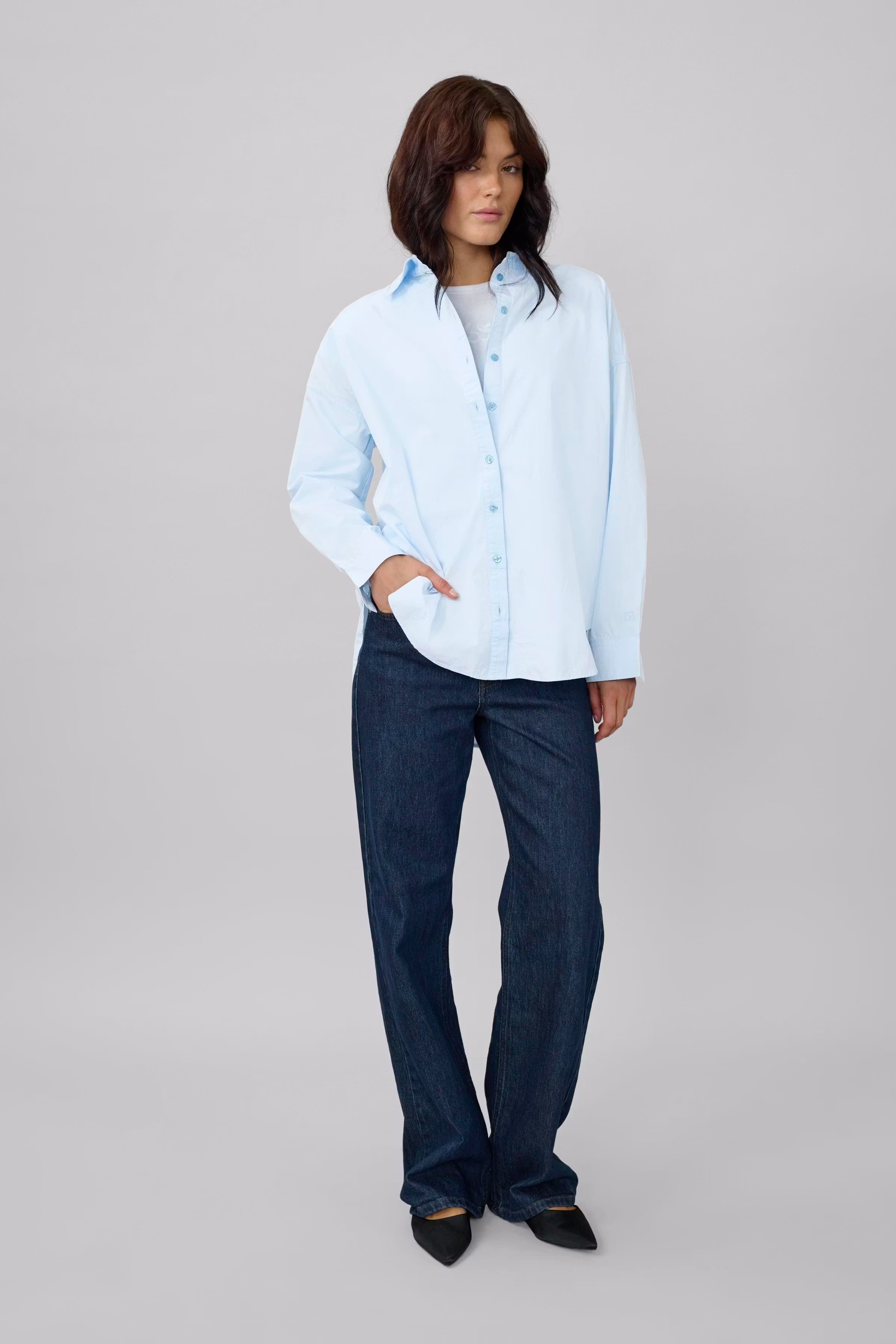 03 THE BOXY SHIRT LOOKBOOK FRONT 10705193-144115