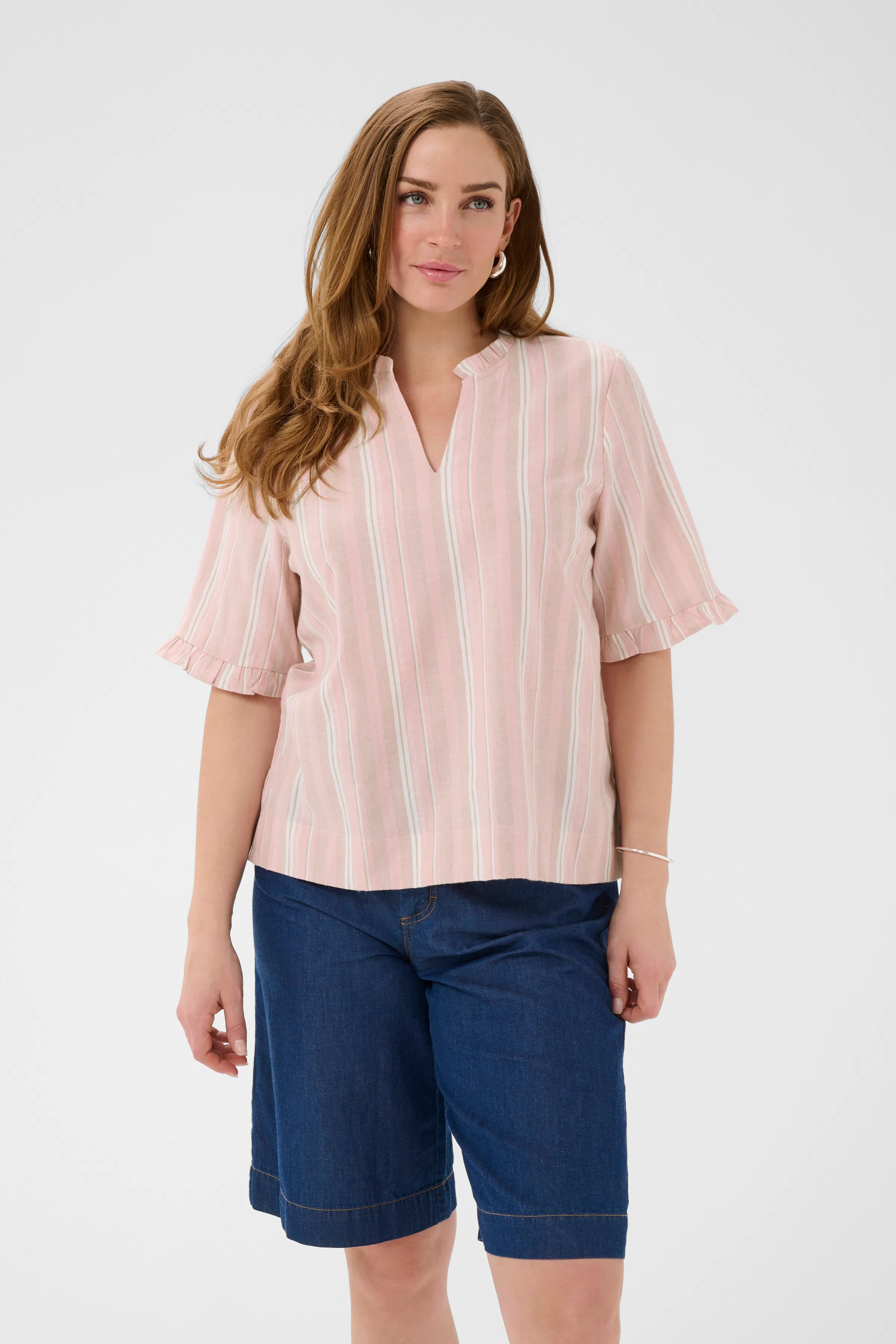 BPelin Bluse LOOKBOOK FRONT 40200170-109466