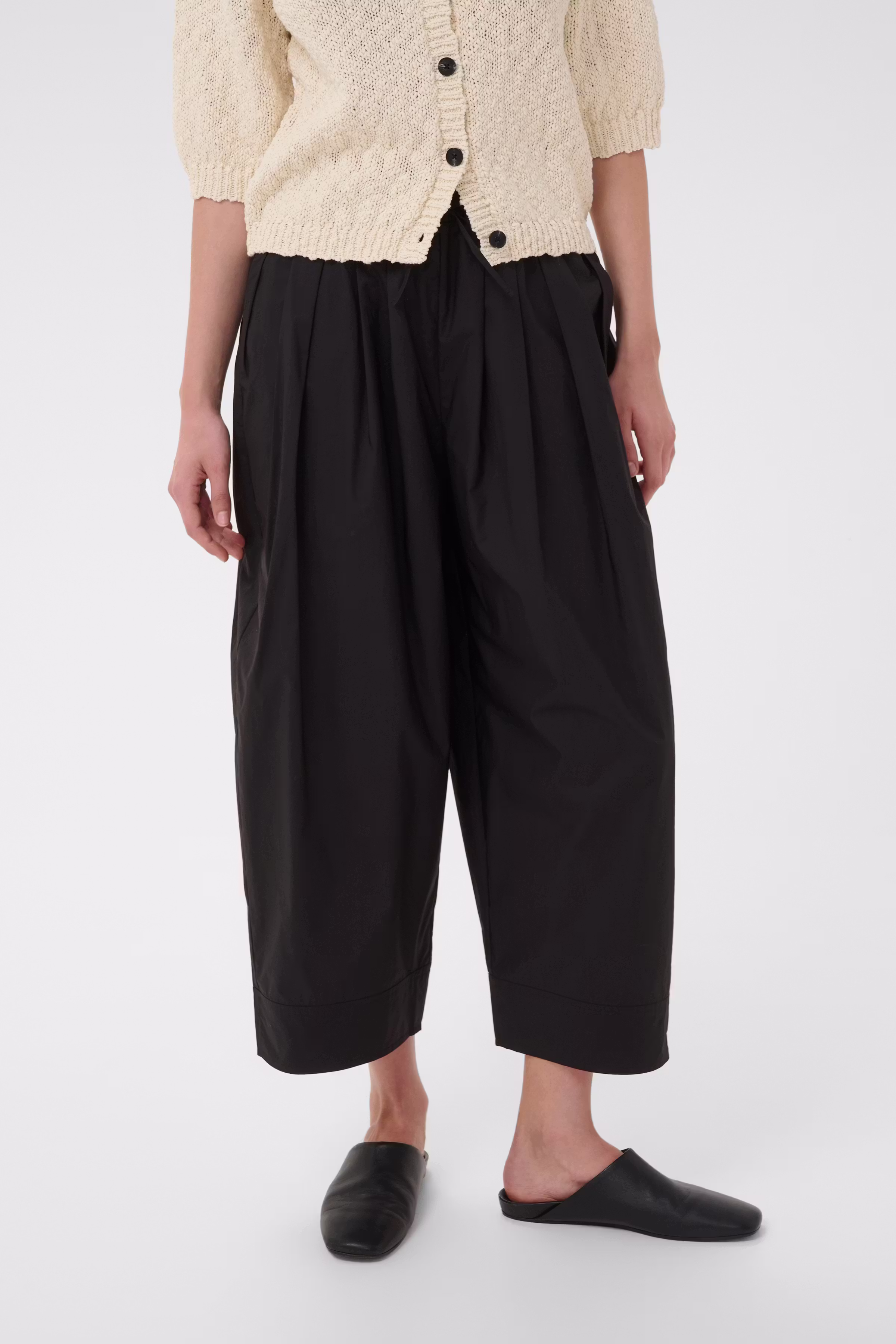 HAZEIW Trousers LOOKBOOK FRONT 30112711-194008