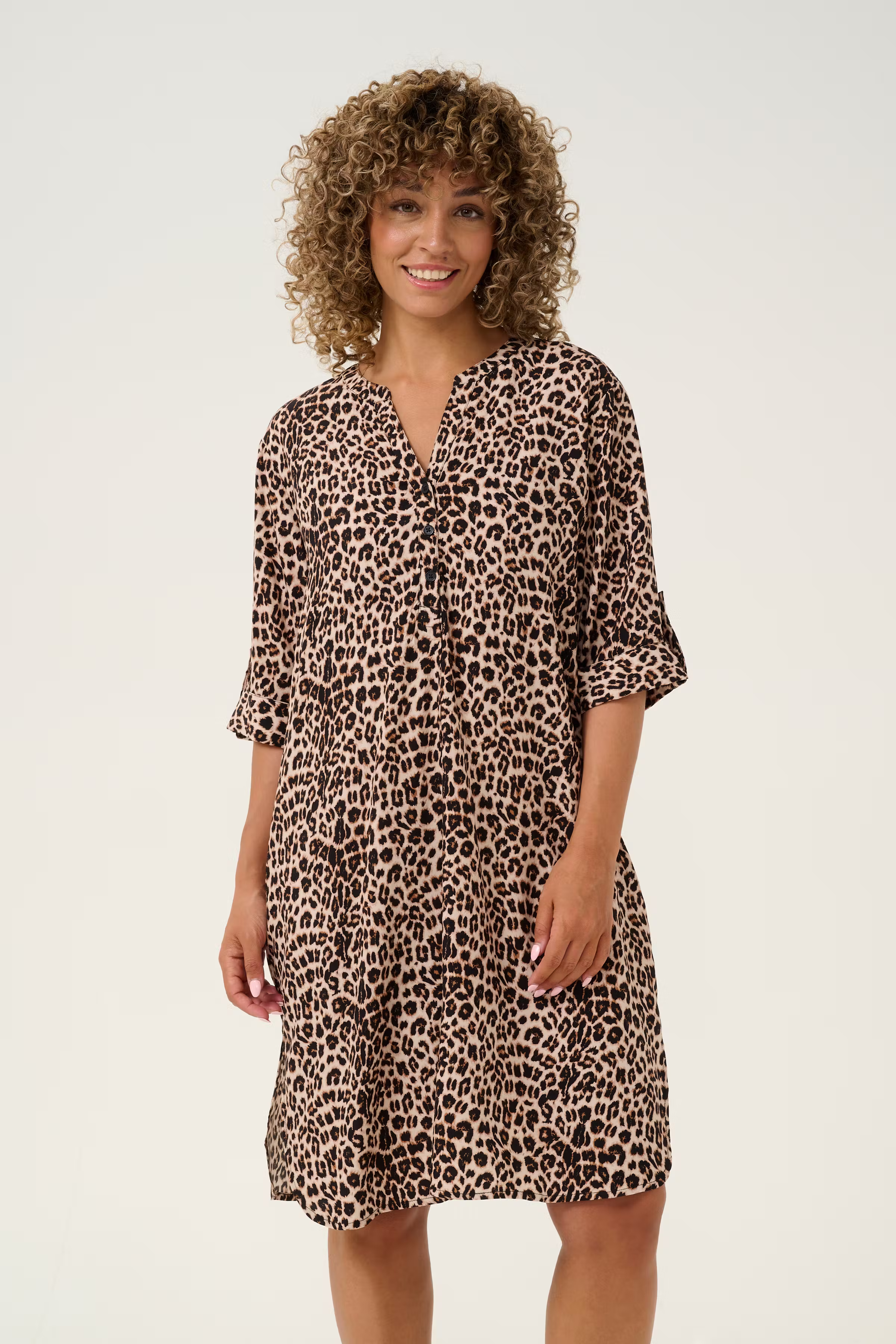 CRTiah Leopard dress LOOKBOOK FRONT 10613379-103779