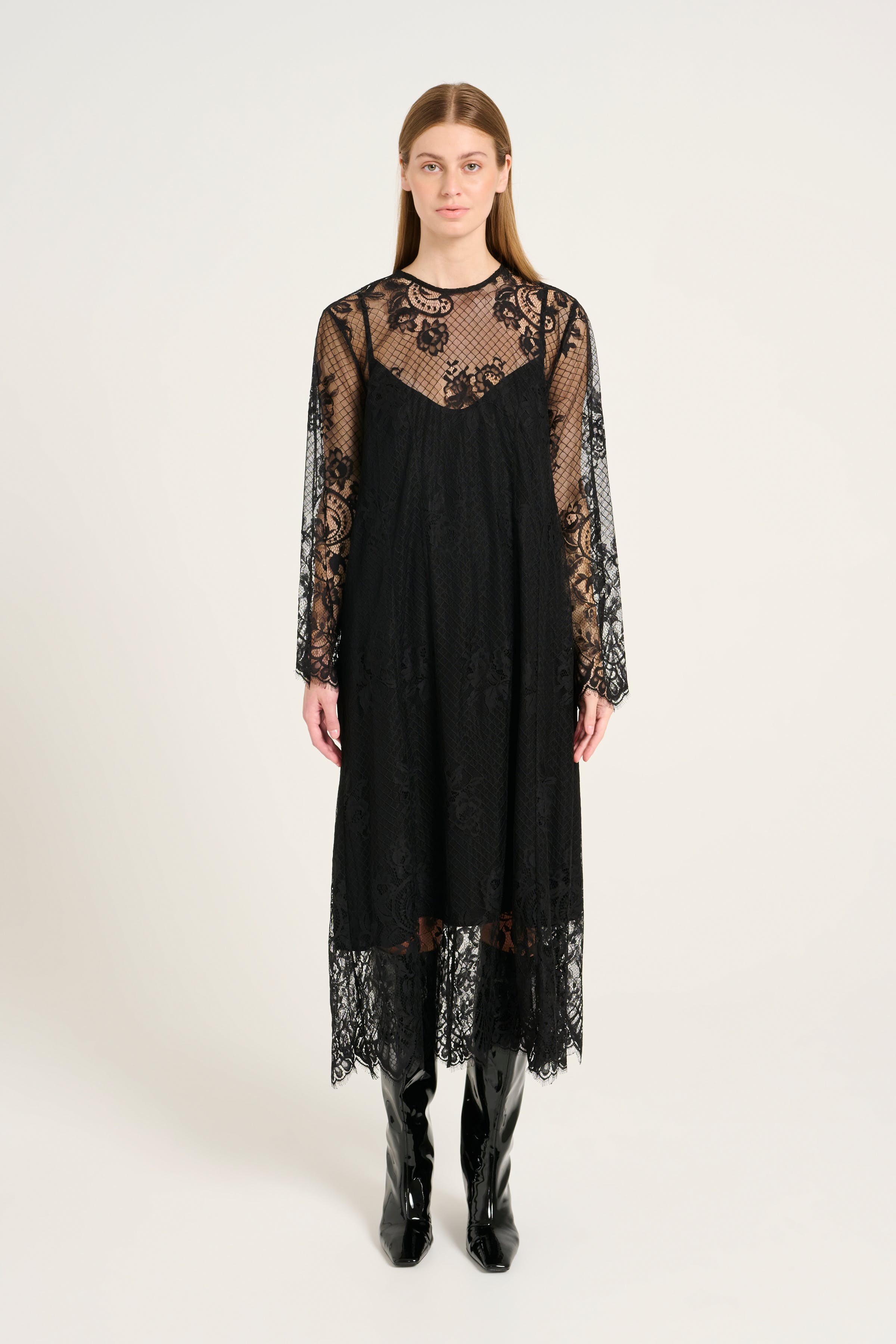 LaicaGZ Dress LOOKBOOK FRONT 10909358-100017