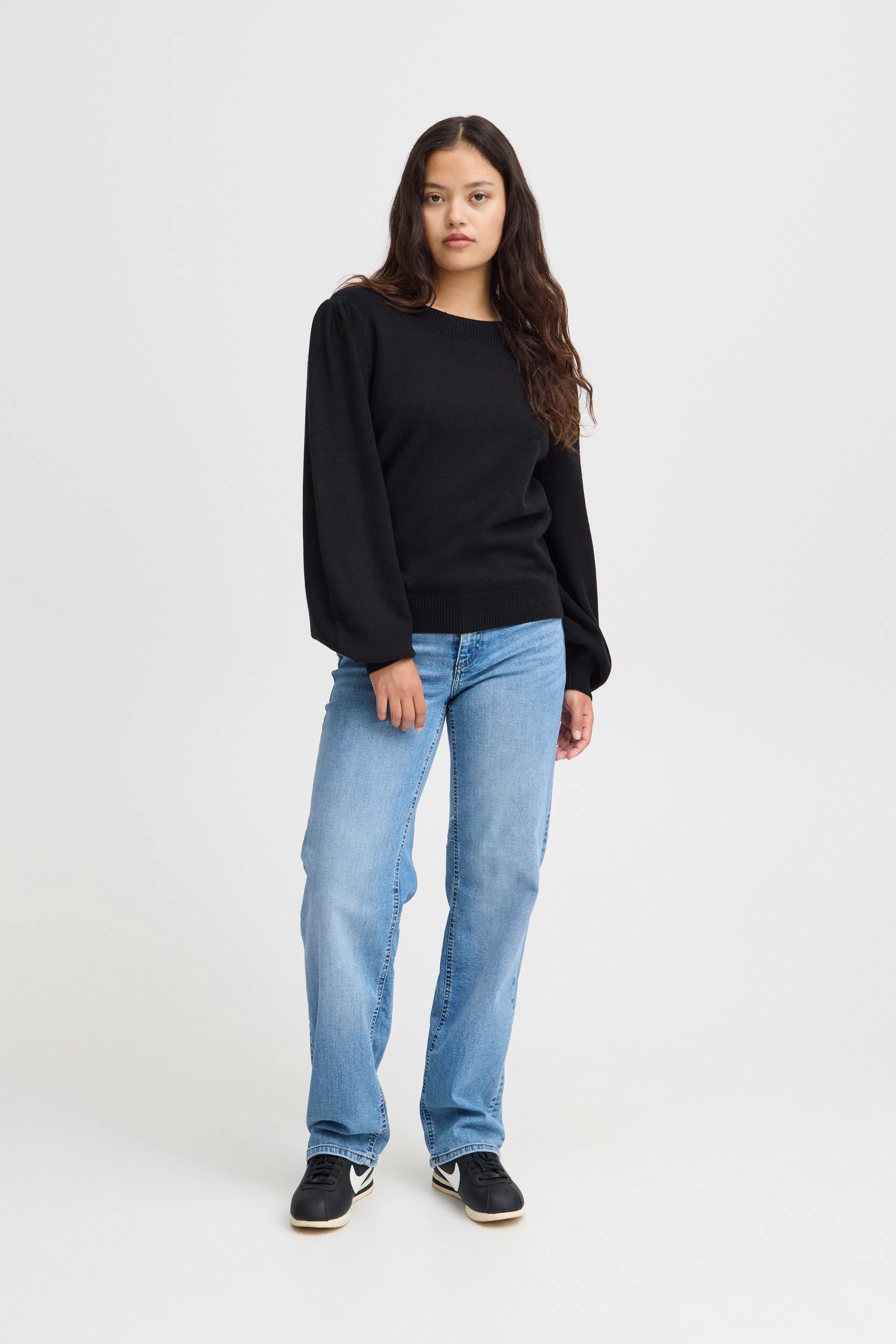 IHVIRELLE Pullover LOOKBOOK FRONT 20121631-194008