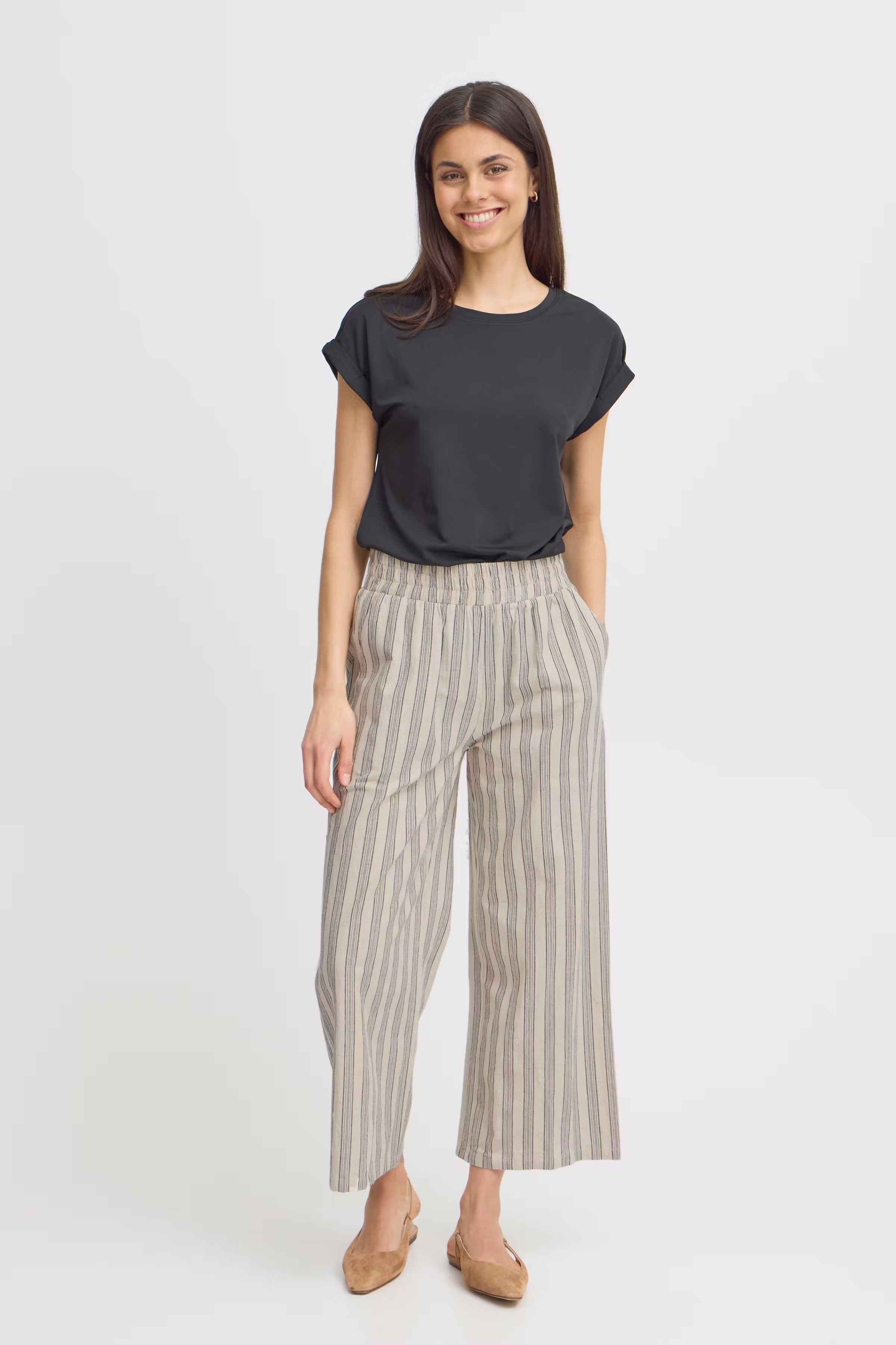 FRCOTTA Hose LOOKBOOK FRONT 20613874-203091