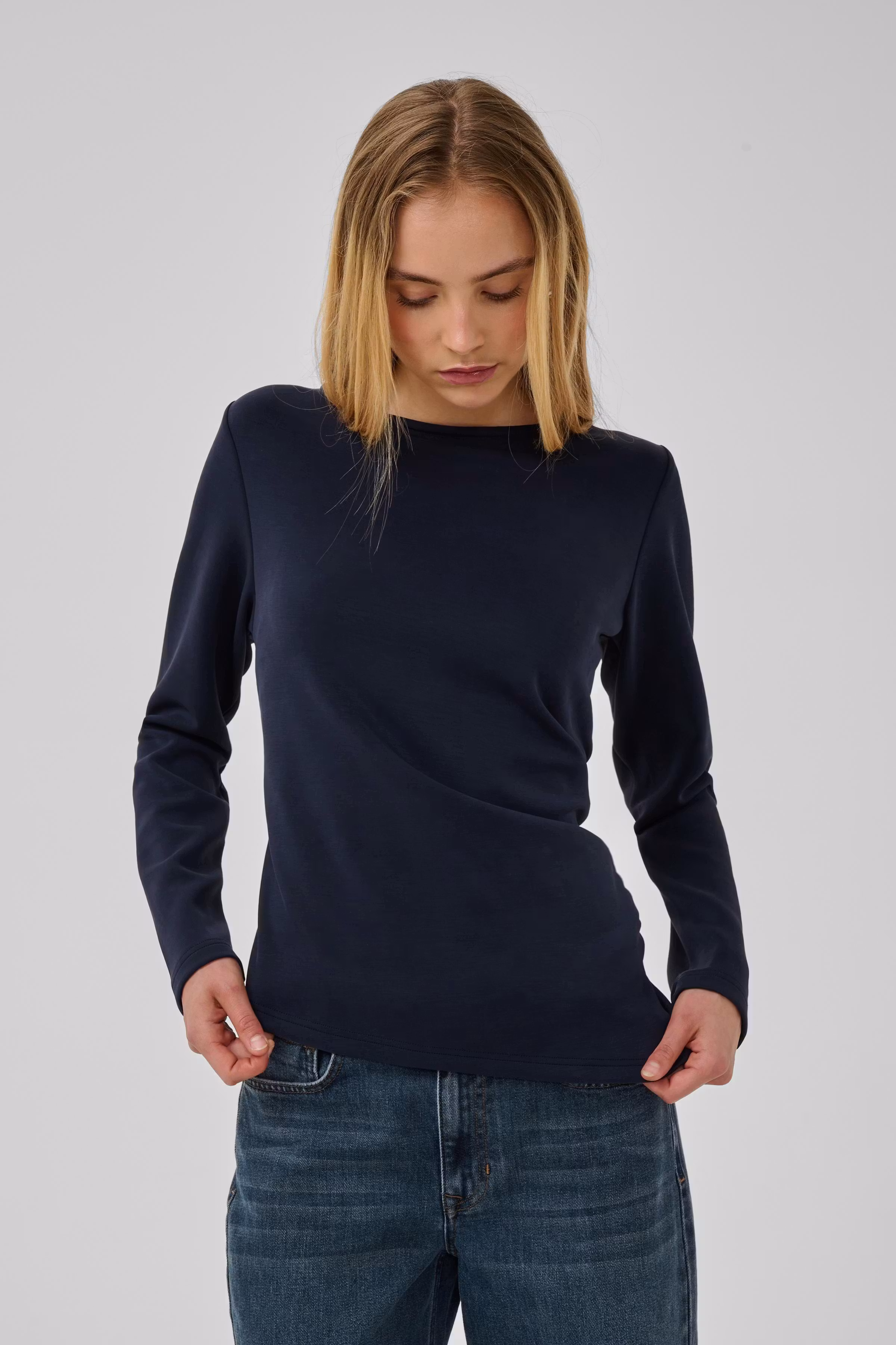 MWHelle Blouse LOOKBOOK FRONT 10705662-103565