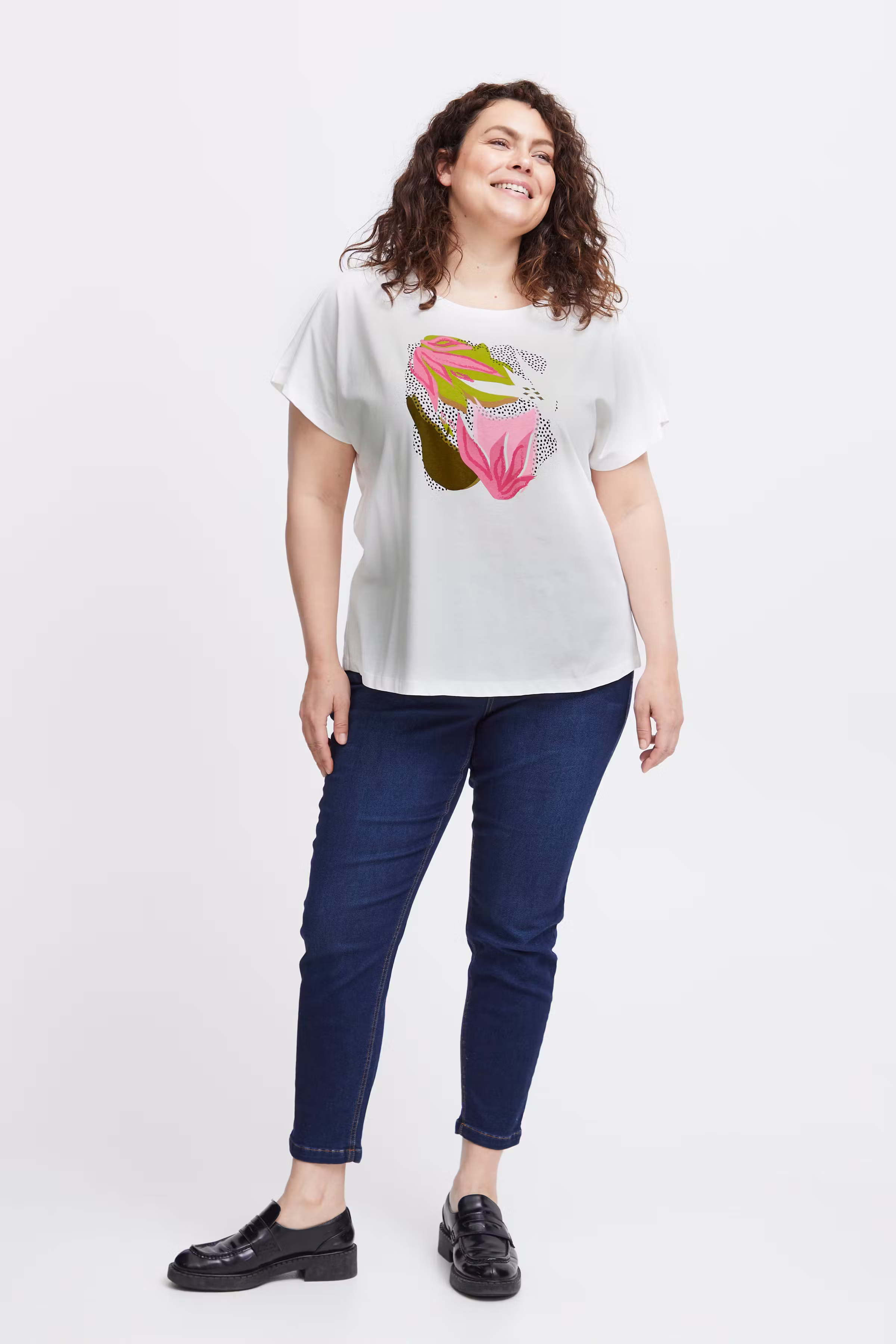 FPYSABEL T-shirt LOOKBOOK FRONT 20612863-201237